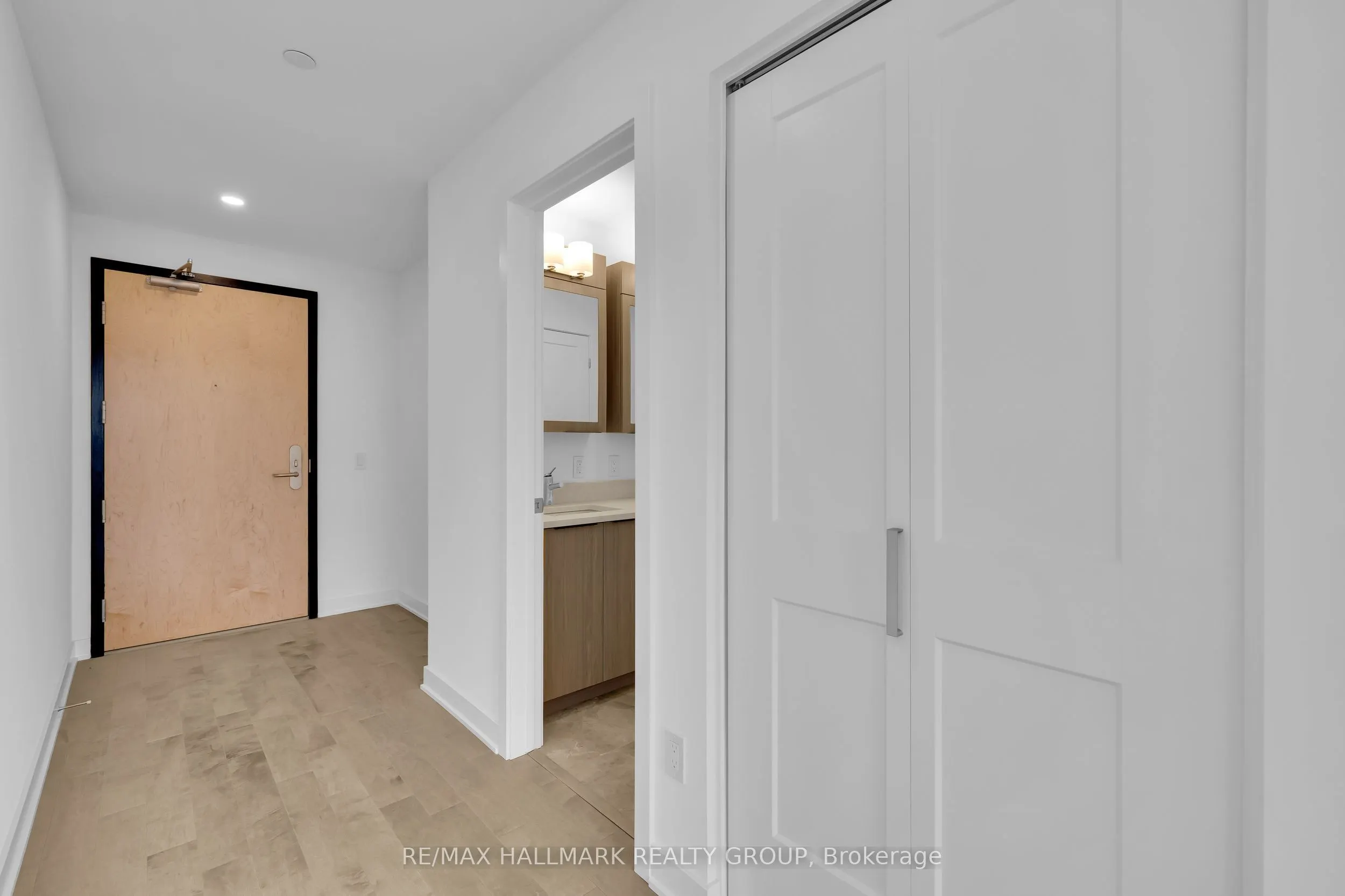340 Queen Street #2604