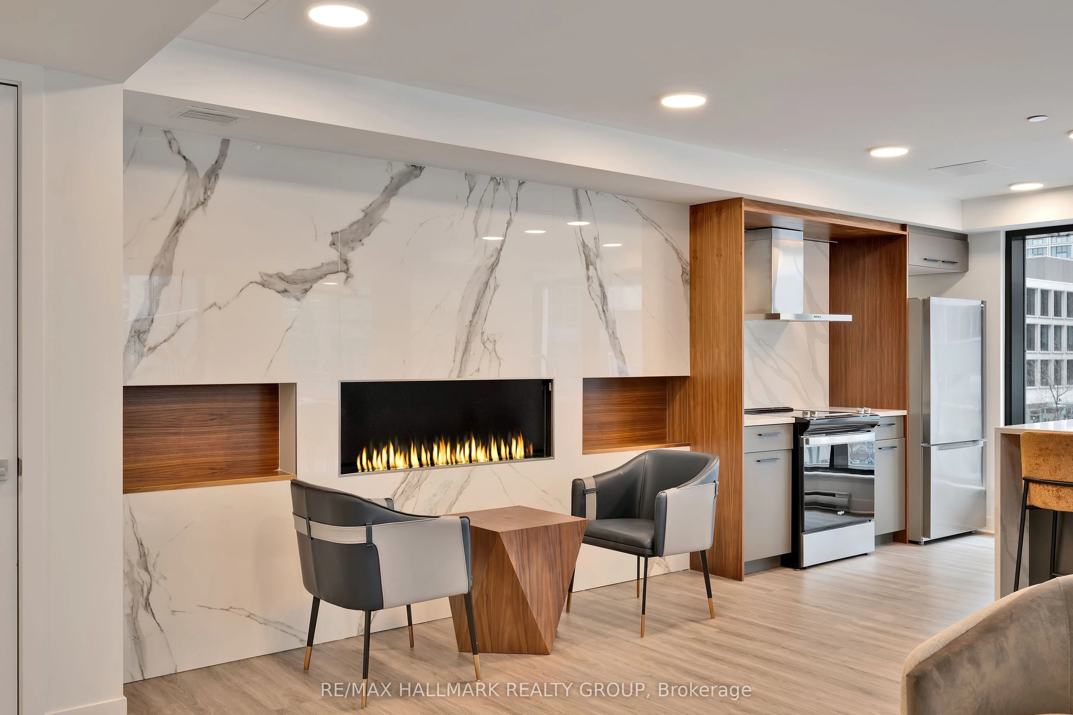 340 Queen Street #1306