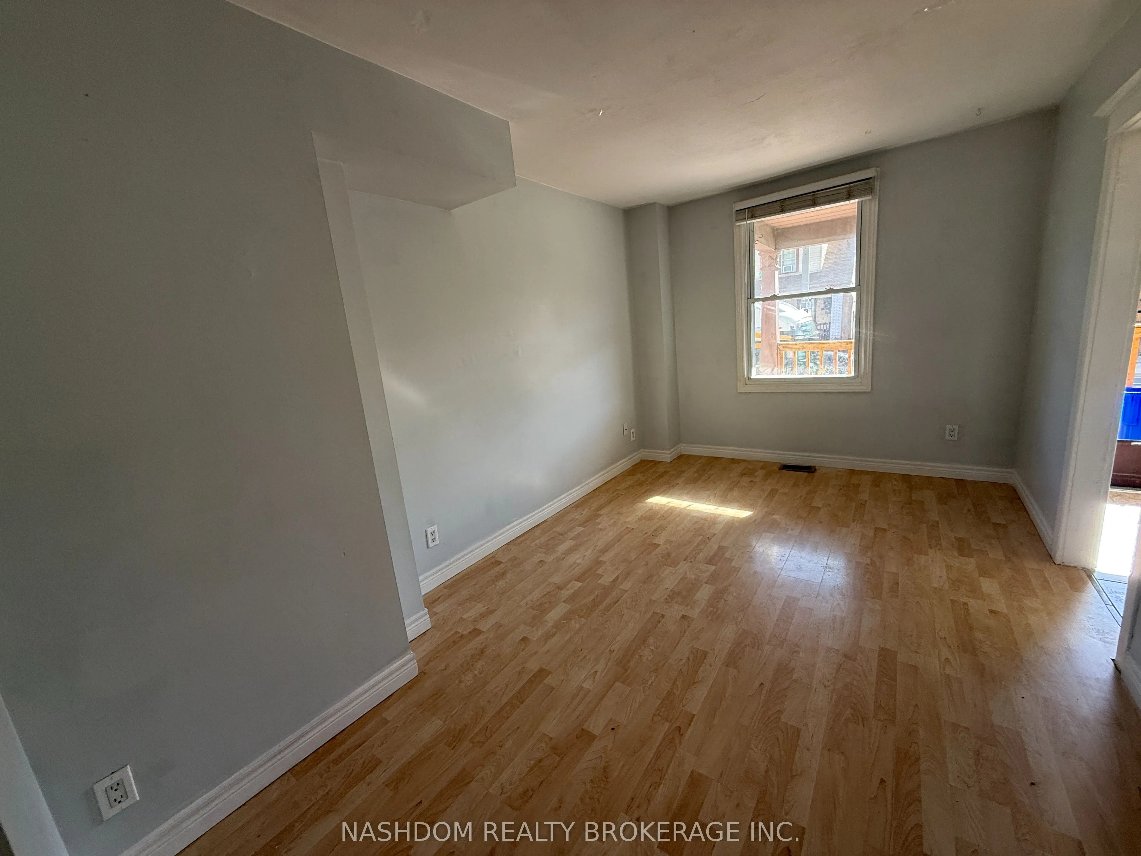 1087 Cannon Street E