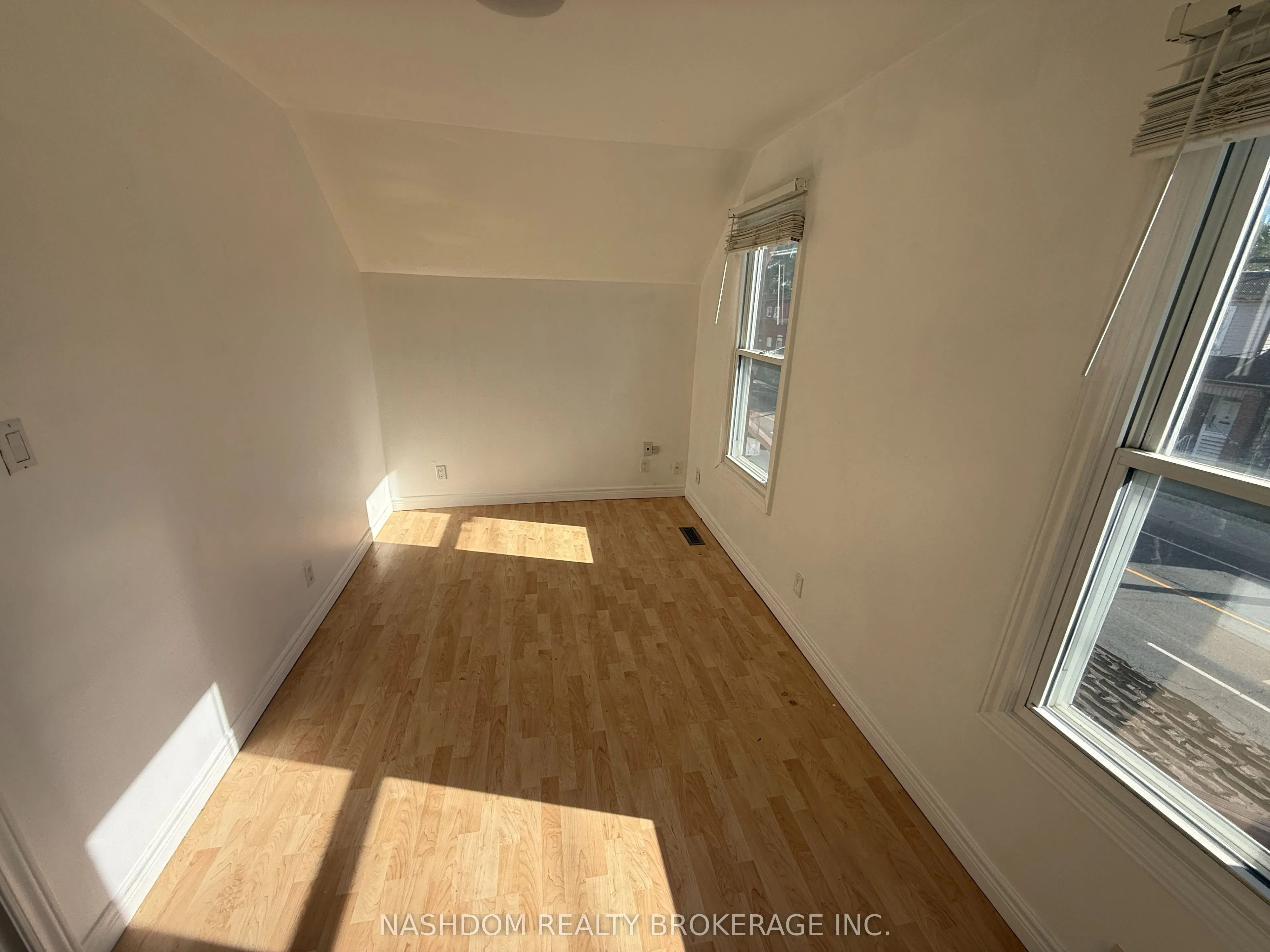 1087 Cannon Street E