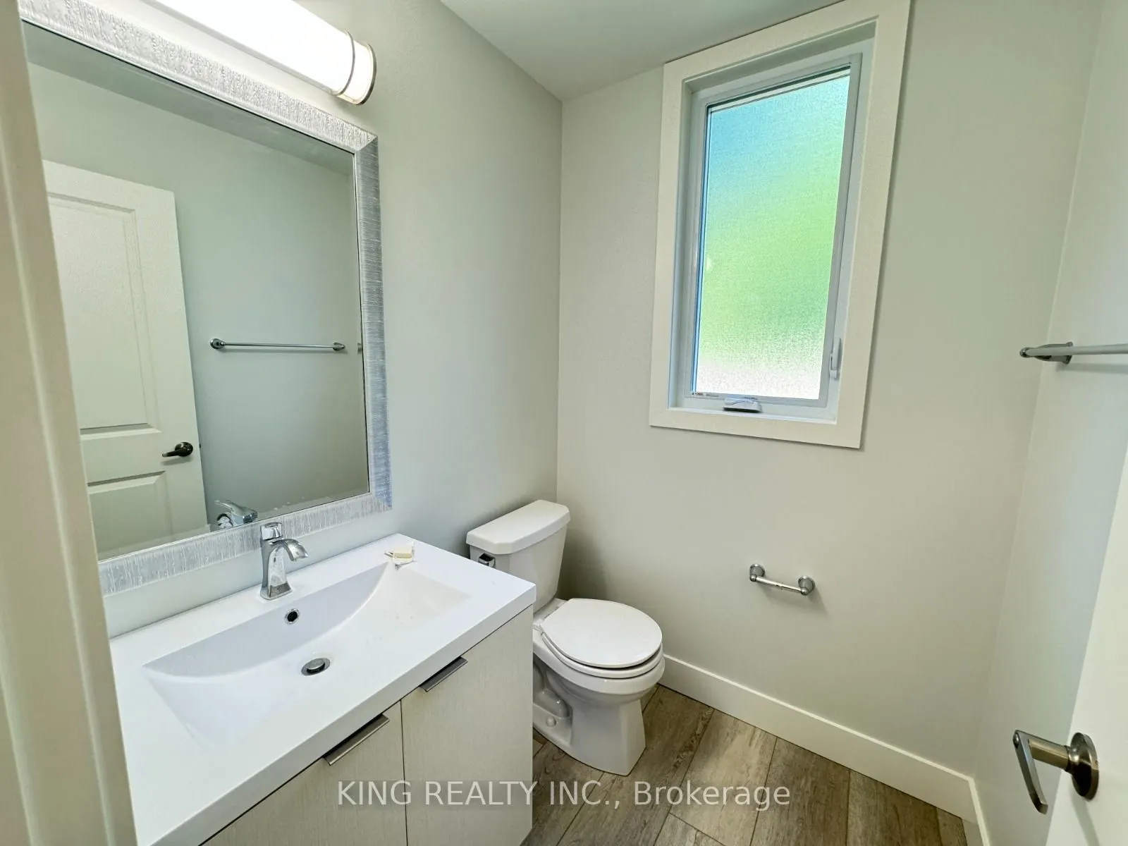 990 DEVERON Crescent #47