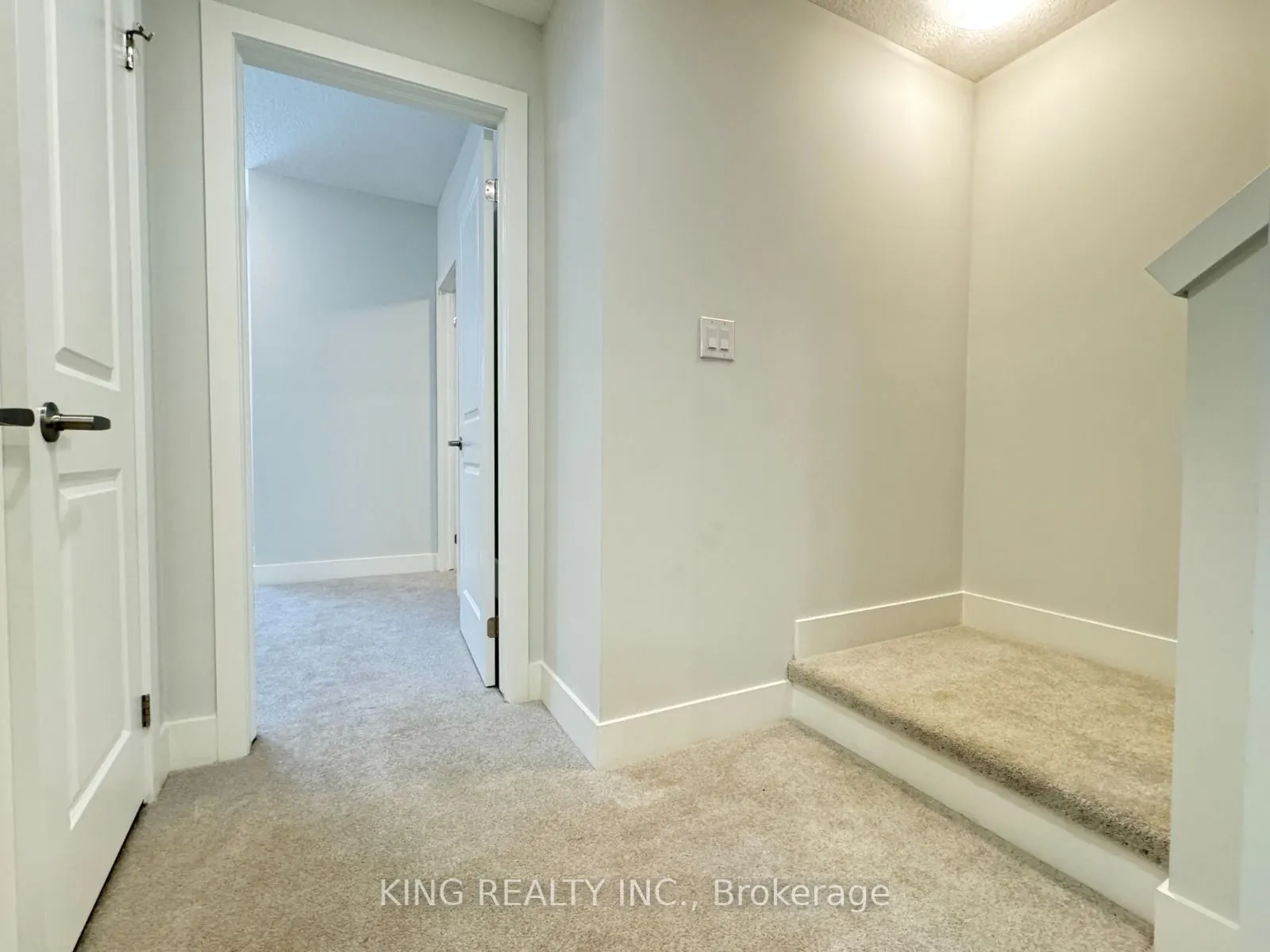 990 DEVERON Crescent #47