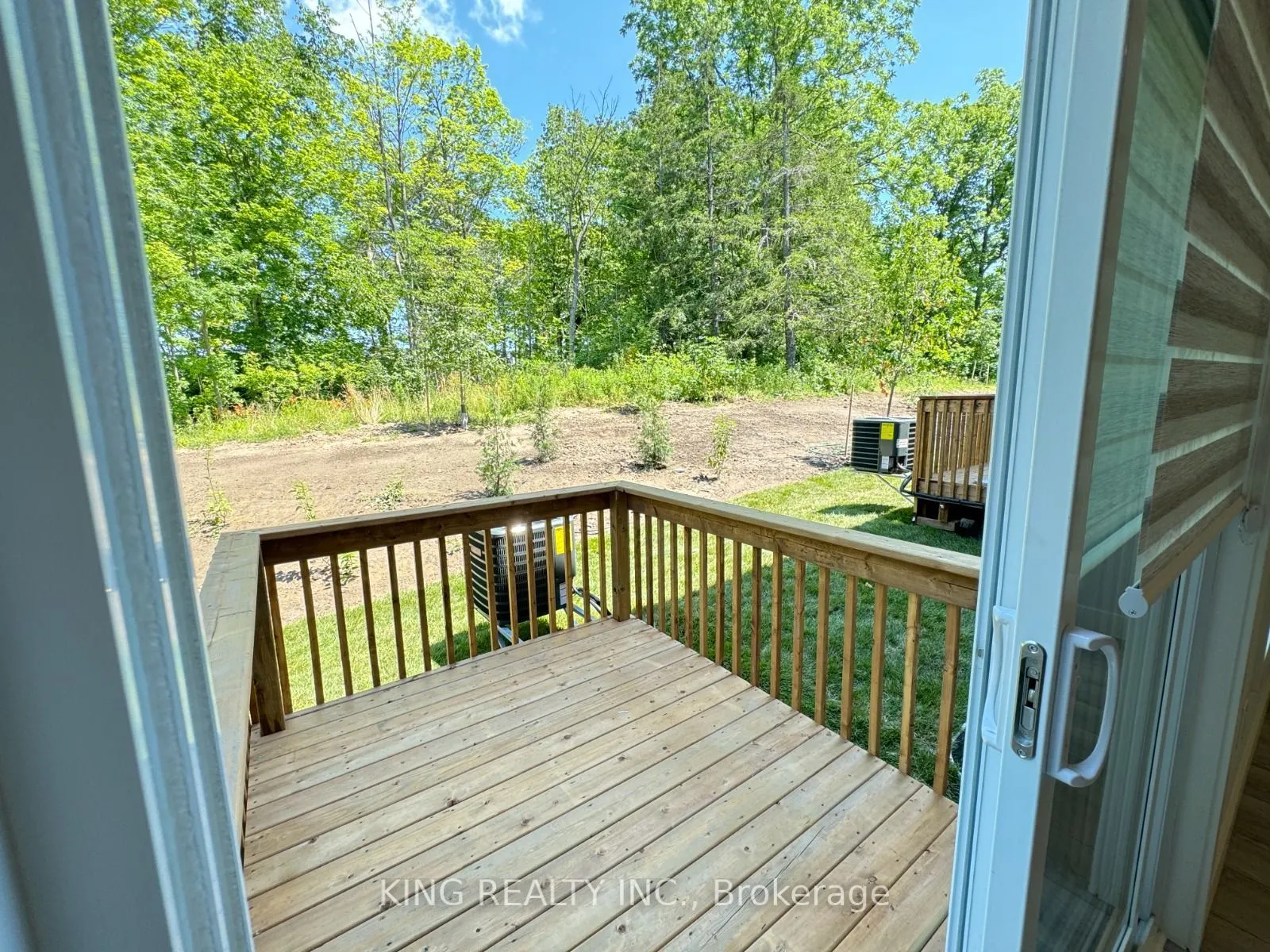 990 DEVERON Crescent #47