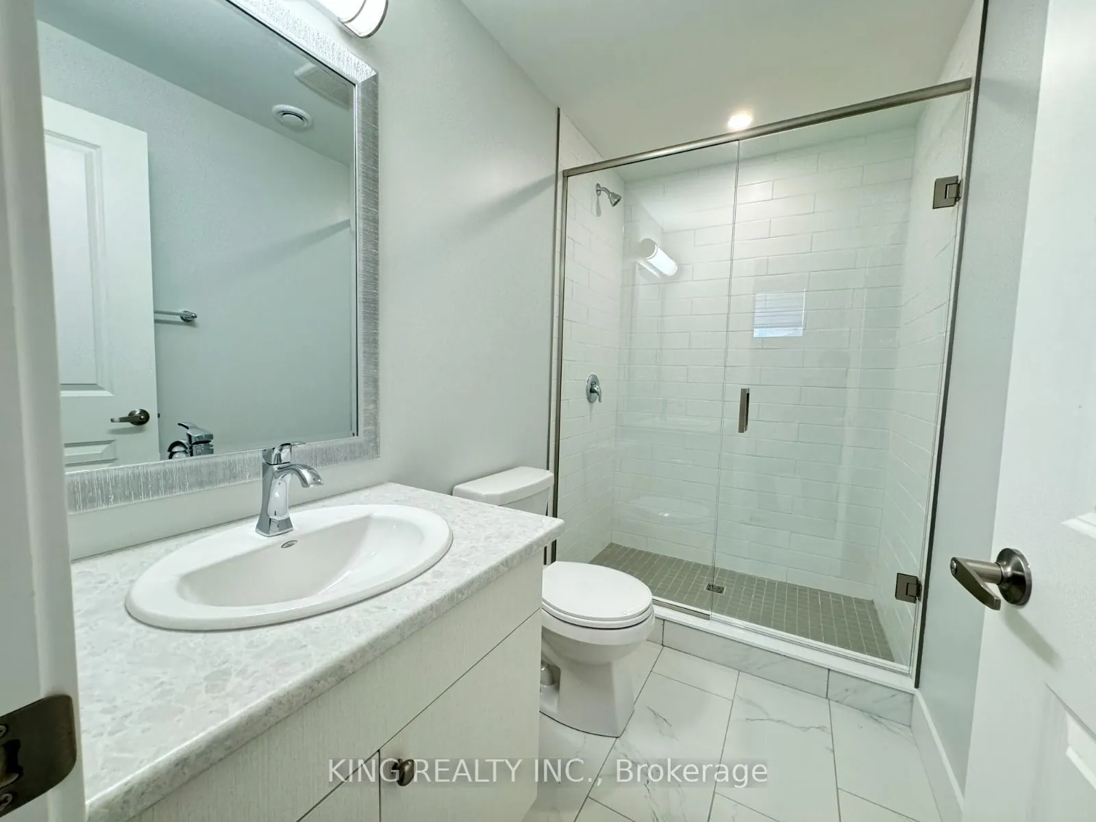 990 DEVERON Crescent #47