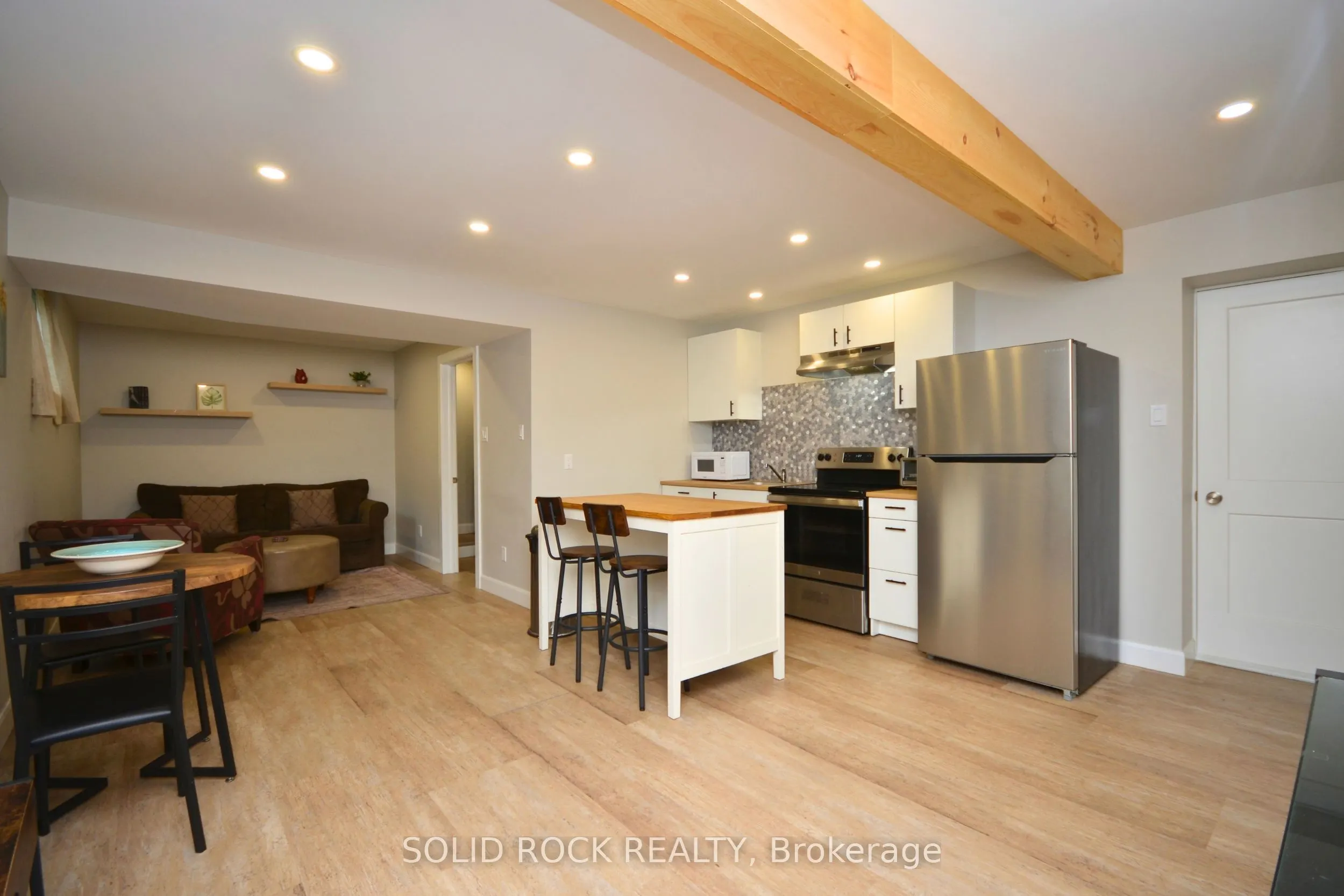 1441 Edgecliffe Avenue #B