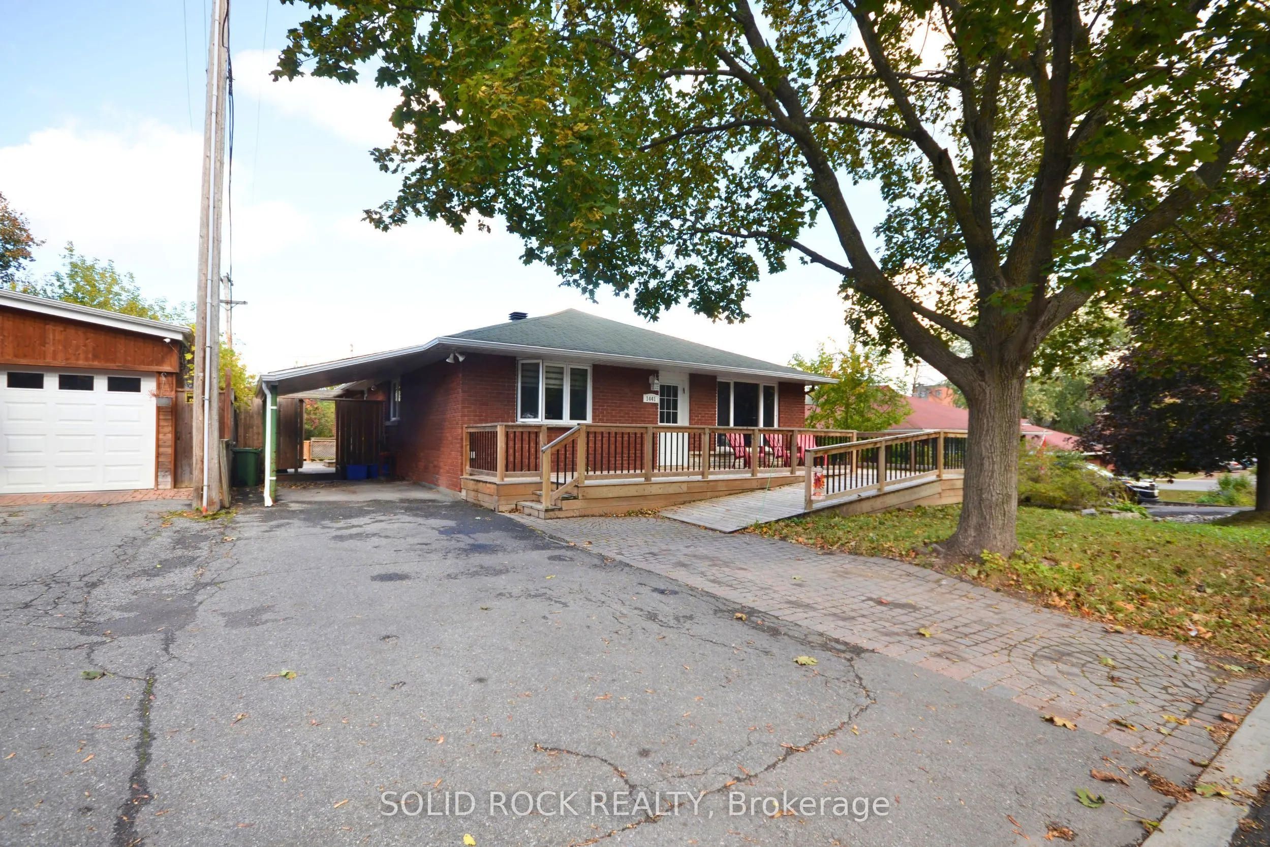 1441 Edgecliffe Avenue #B