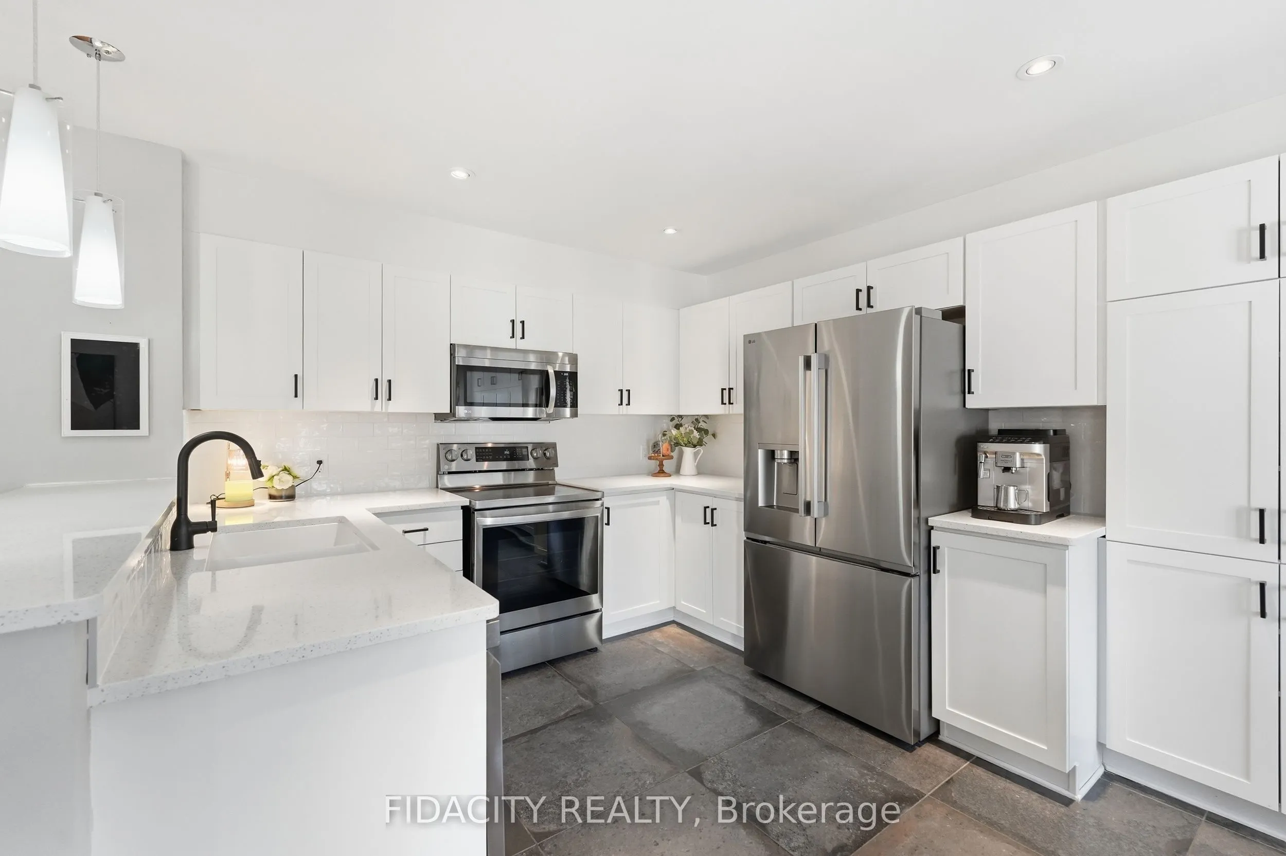206 Mistral Way