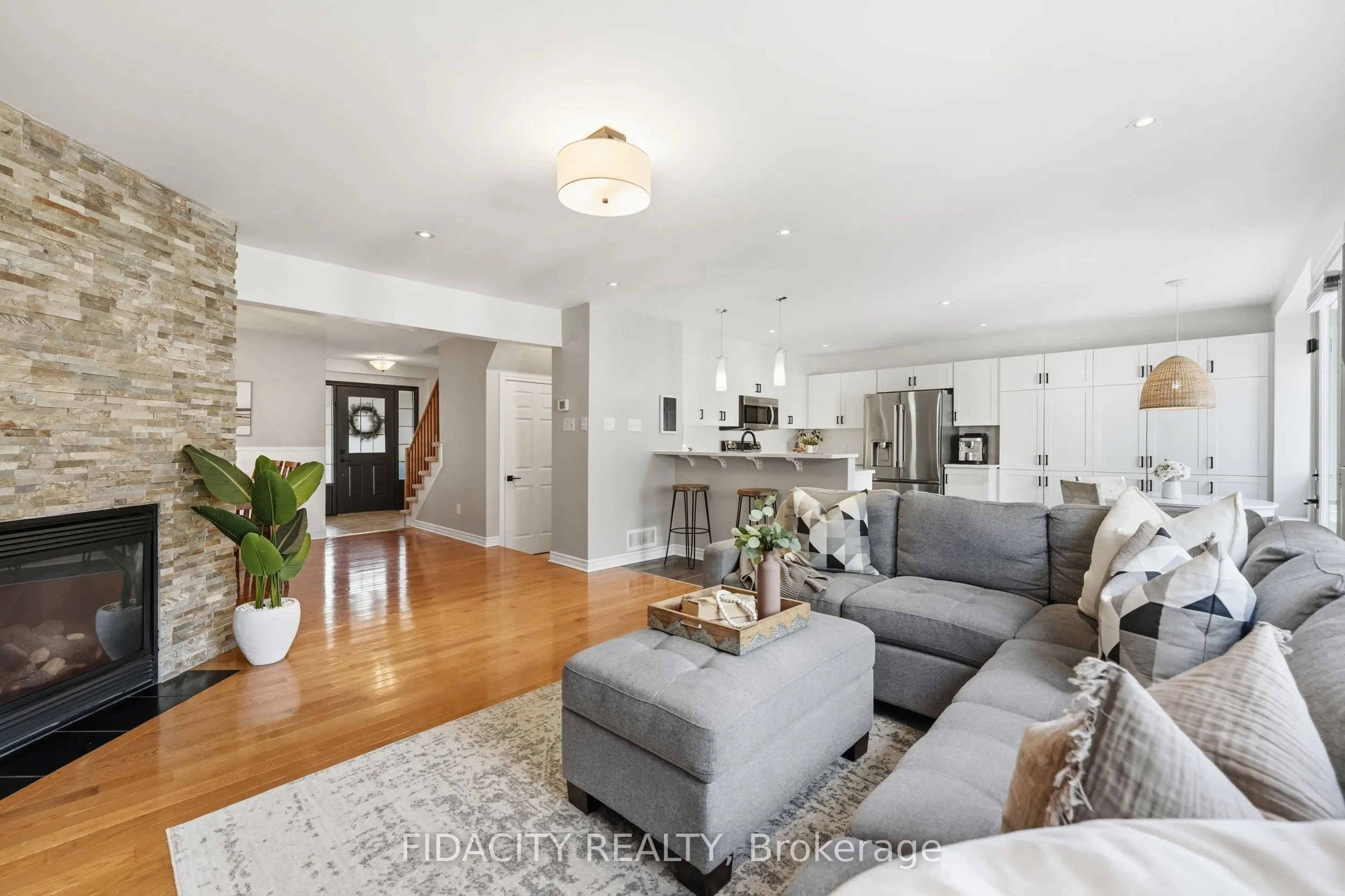 206 Mistral Way