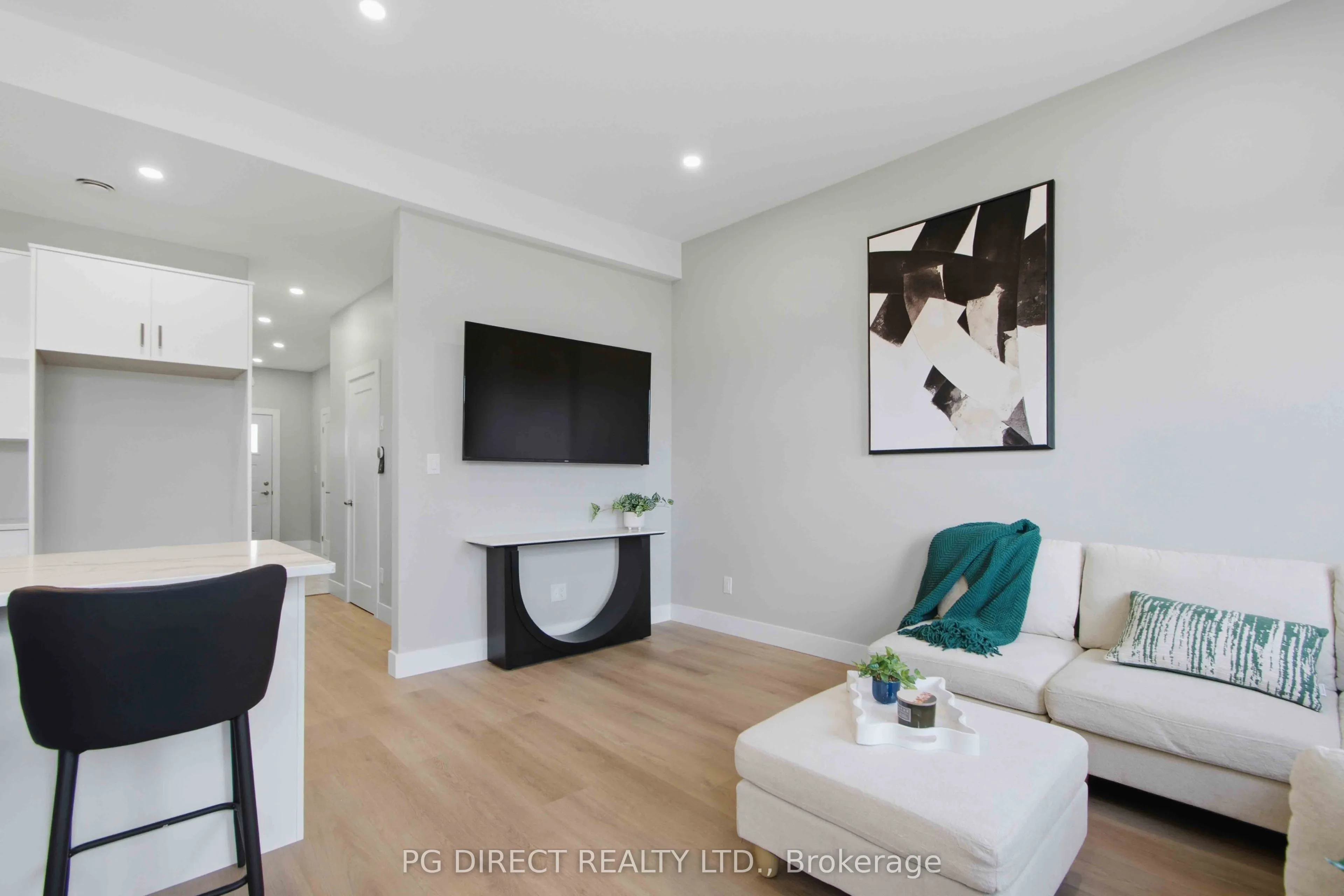 85 Maclellan Avenue