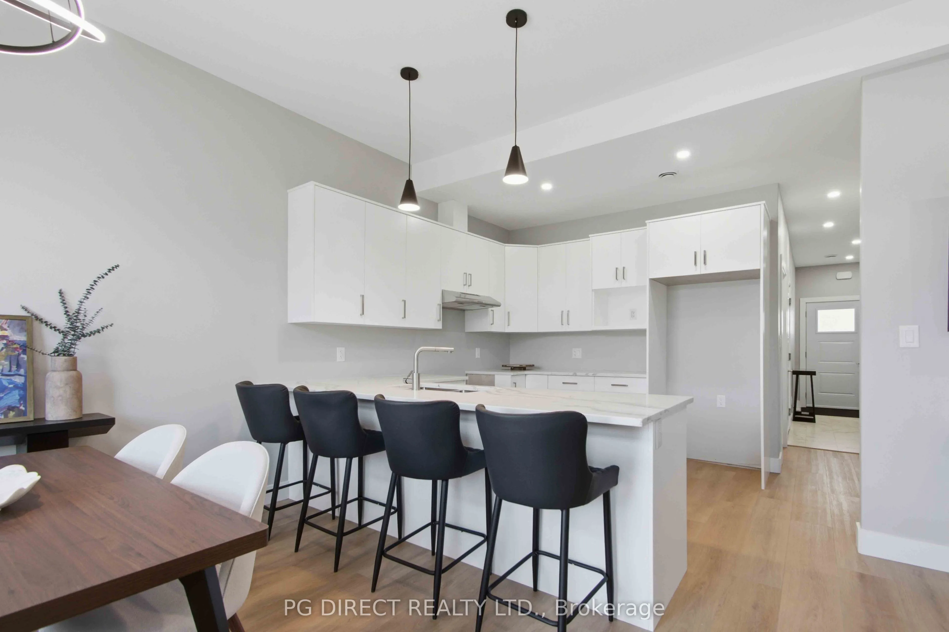 85 Maclellan Avenue