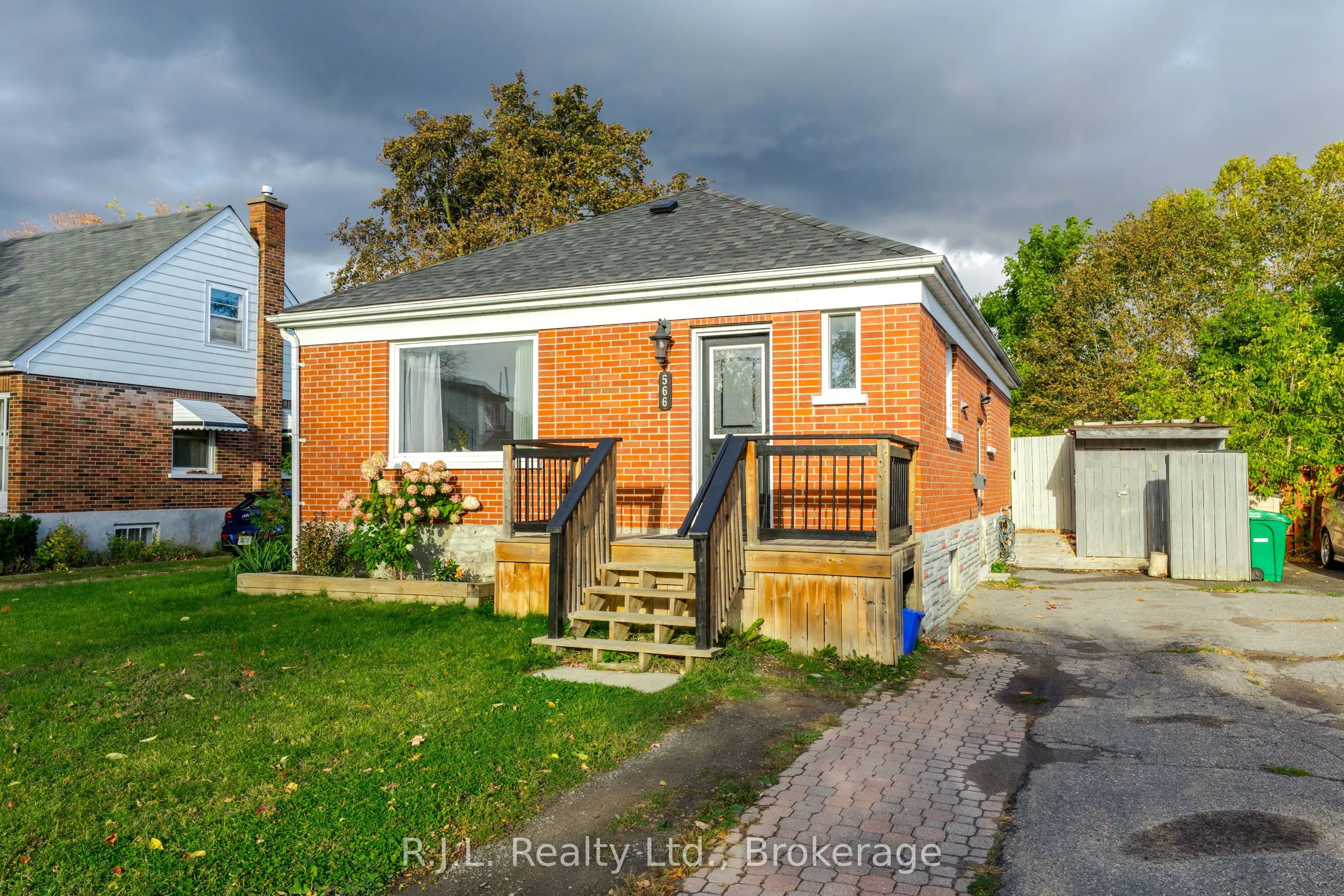 566 Shirley Avenue