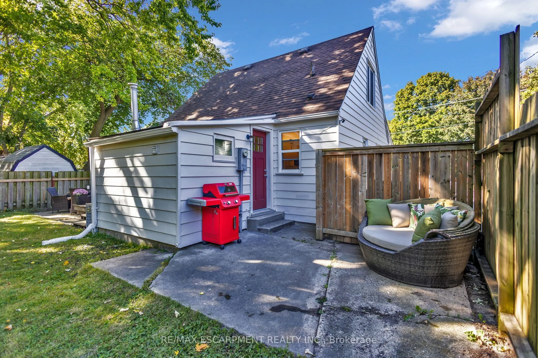 79 Brydges Street
