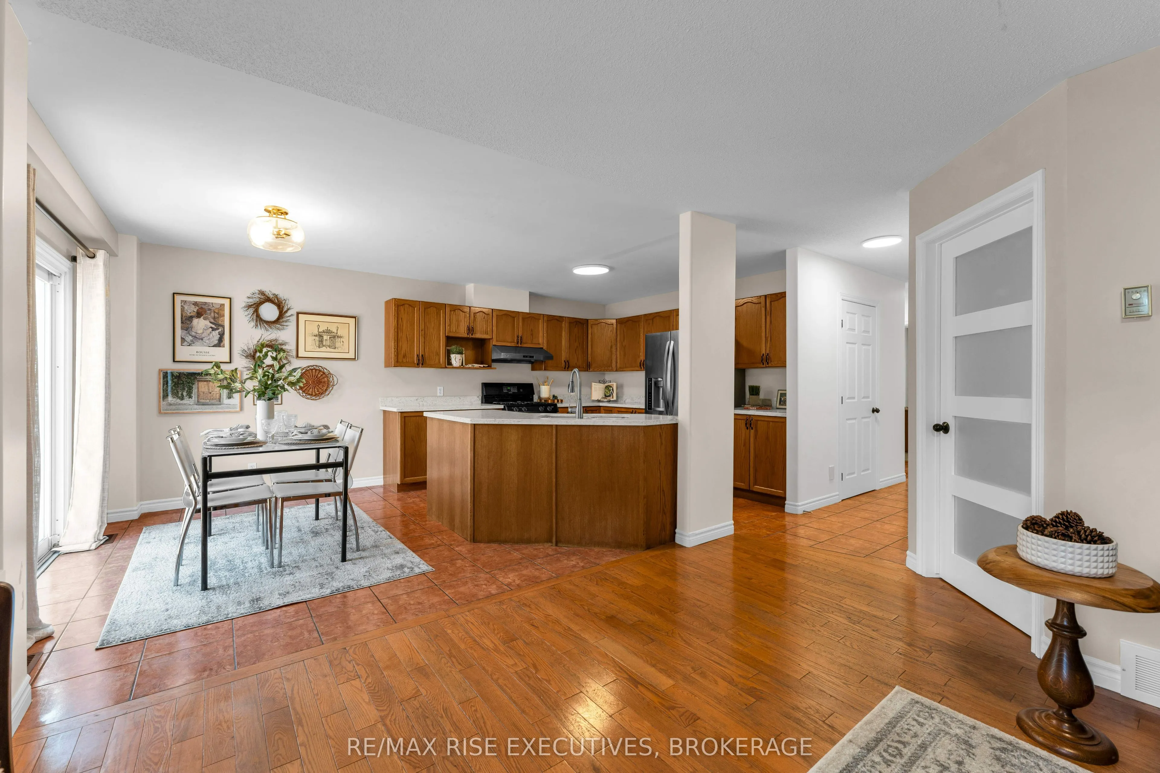 370 Cooke Crescent