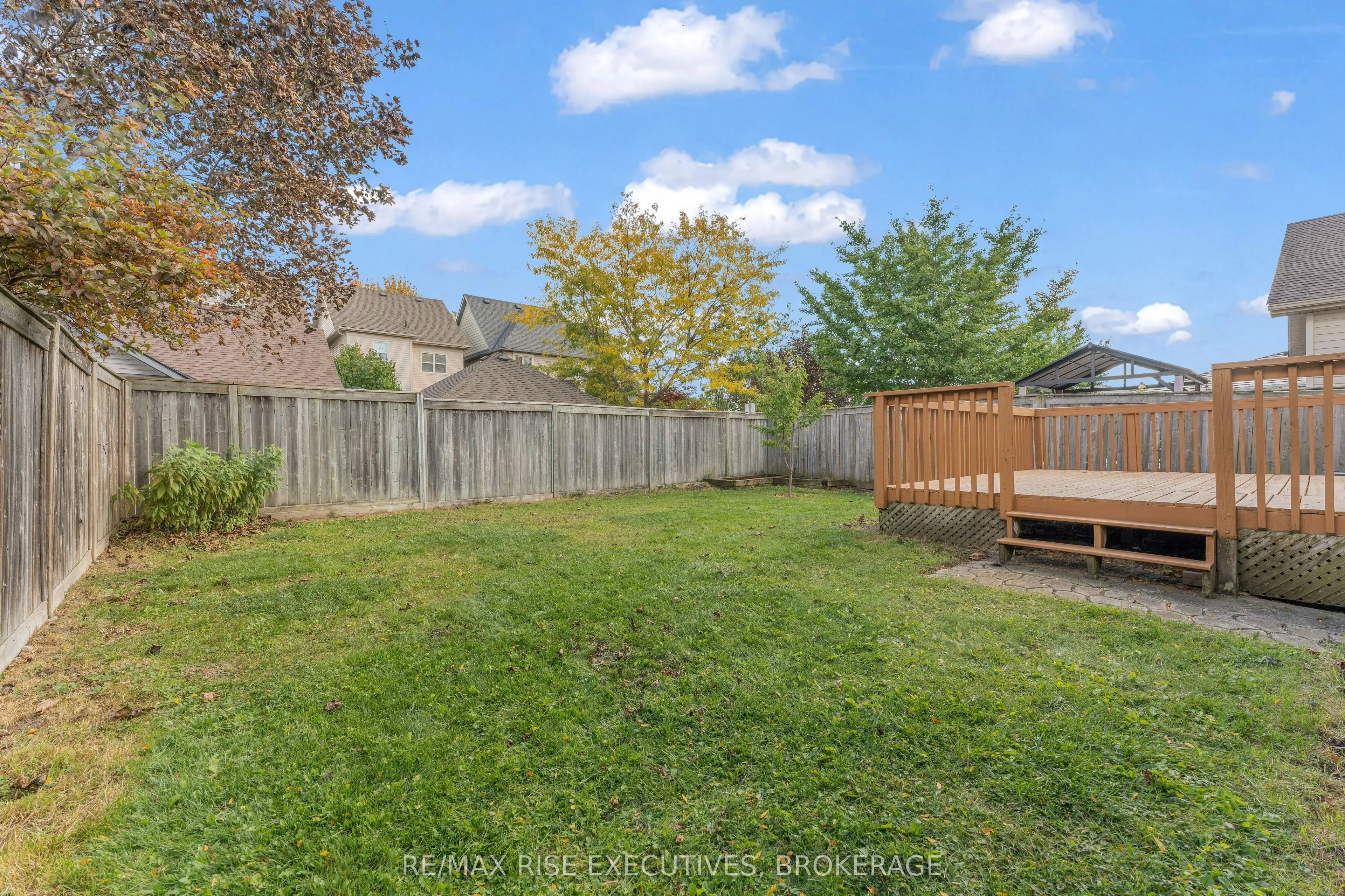 370 Cooke Crescent