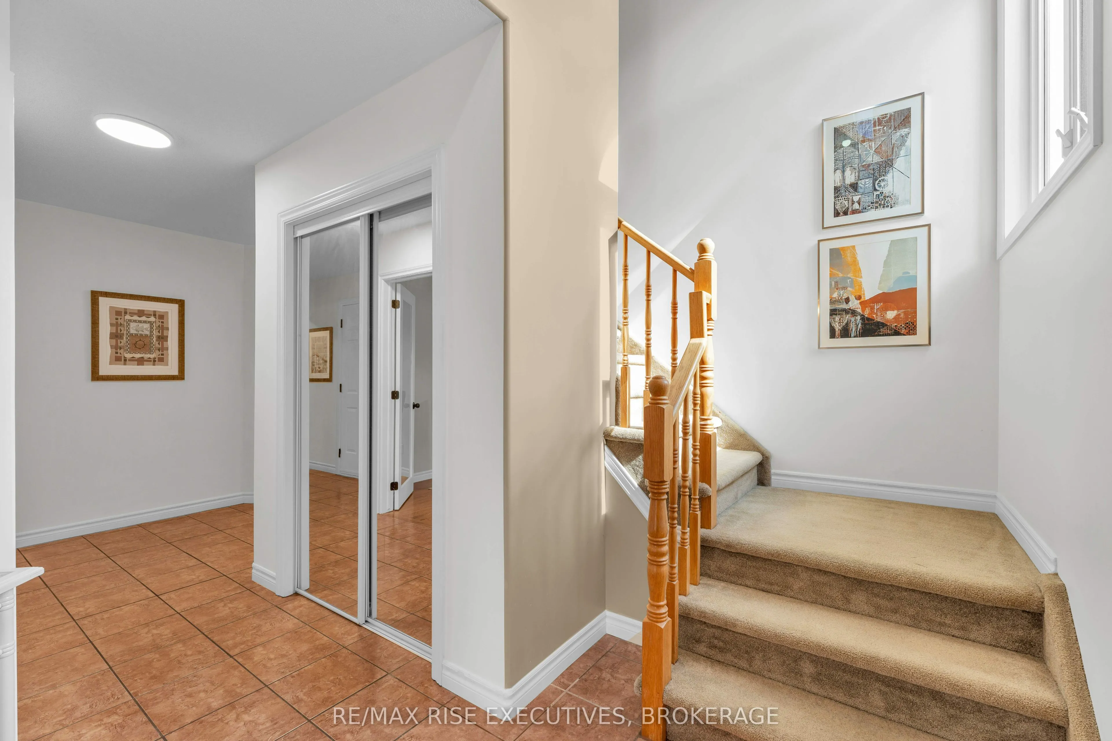 370 Cooke Crescent