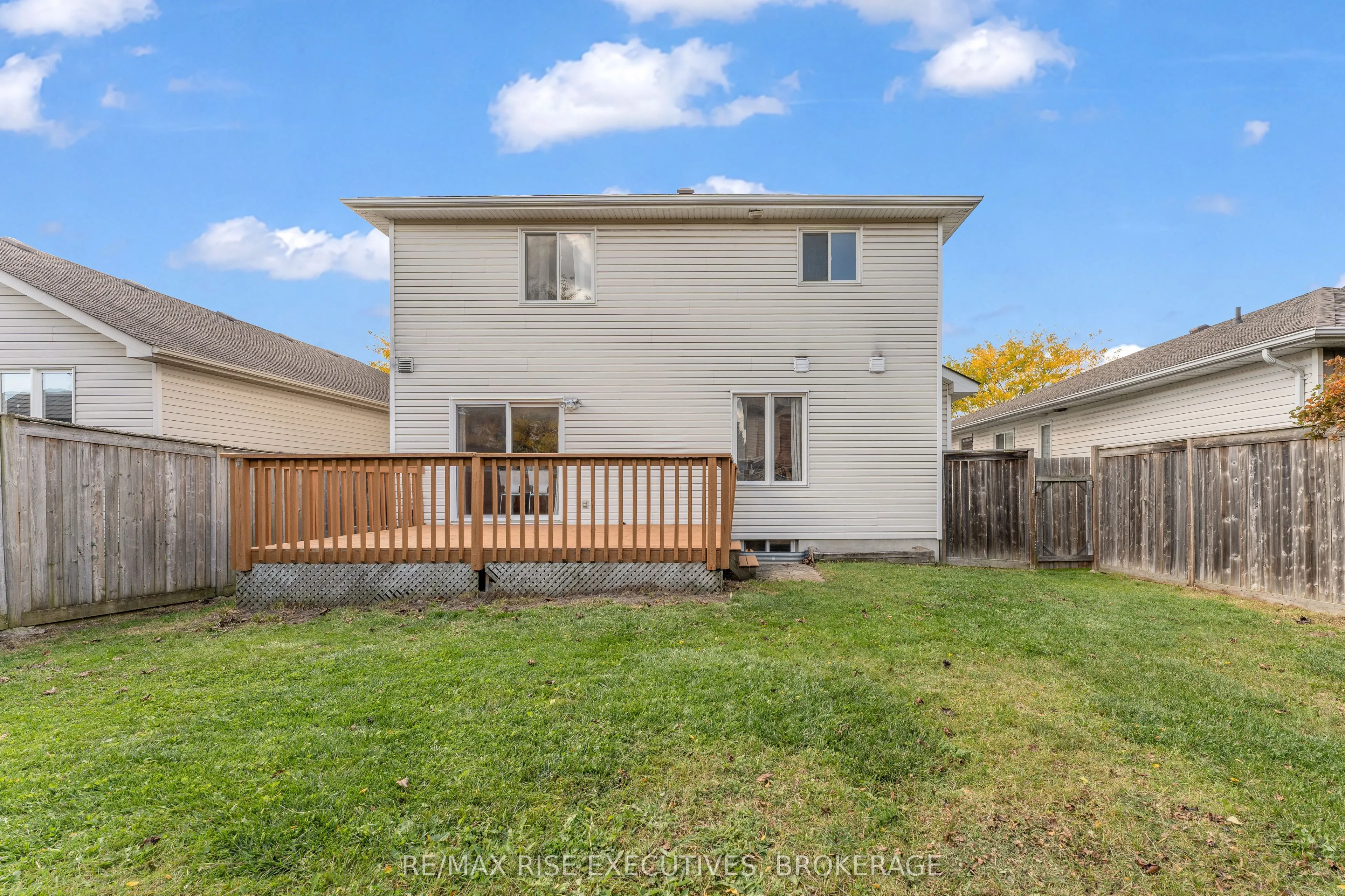 370 Cooke Crescent