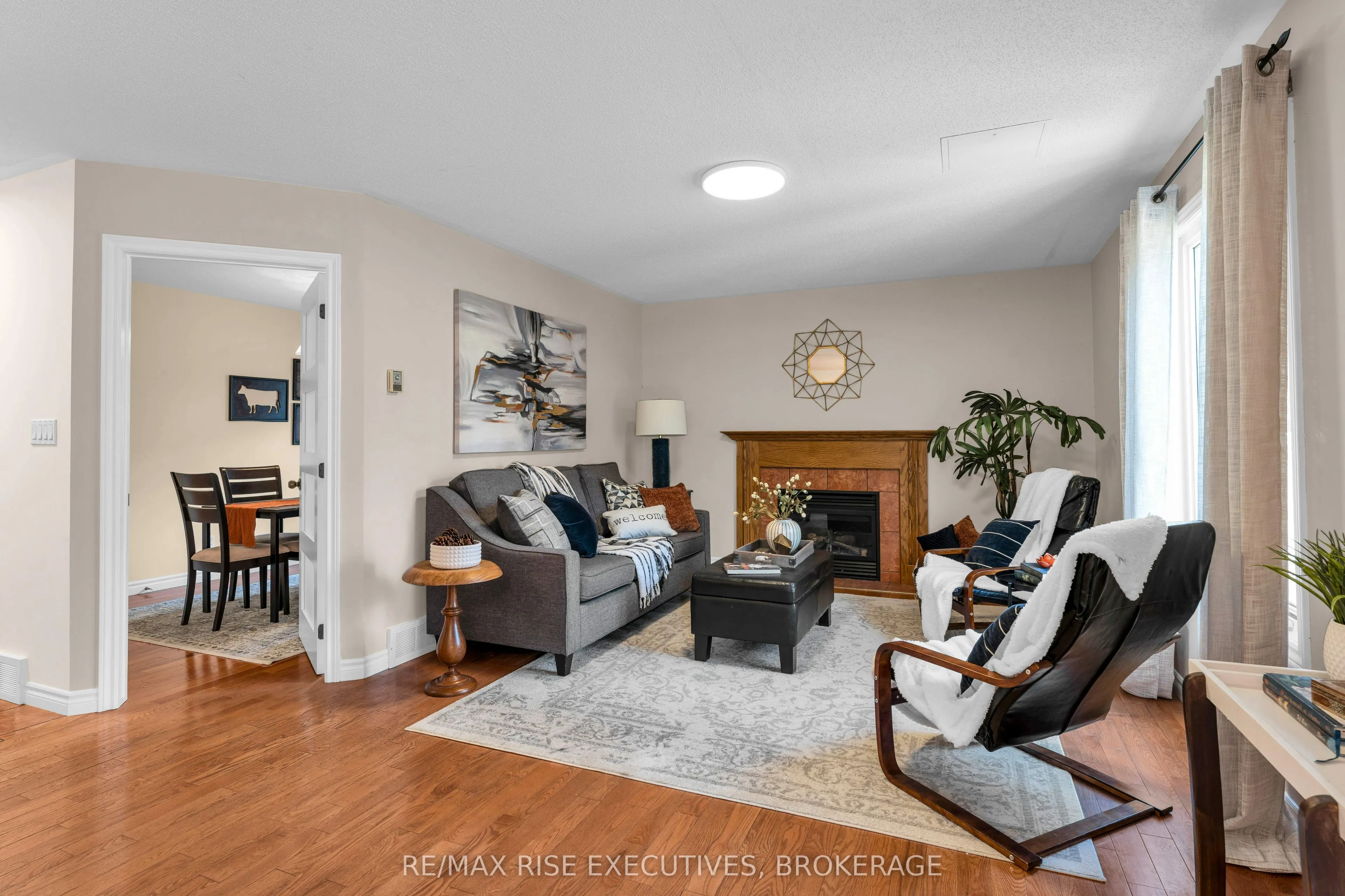 370 Cooke Crescent