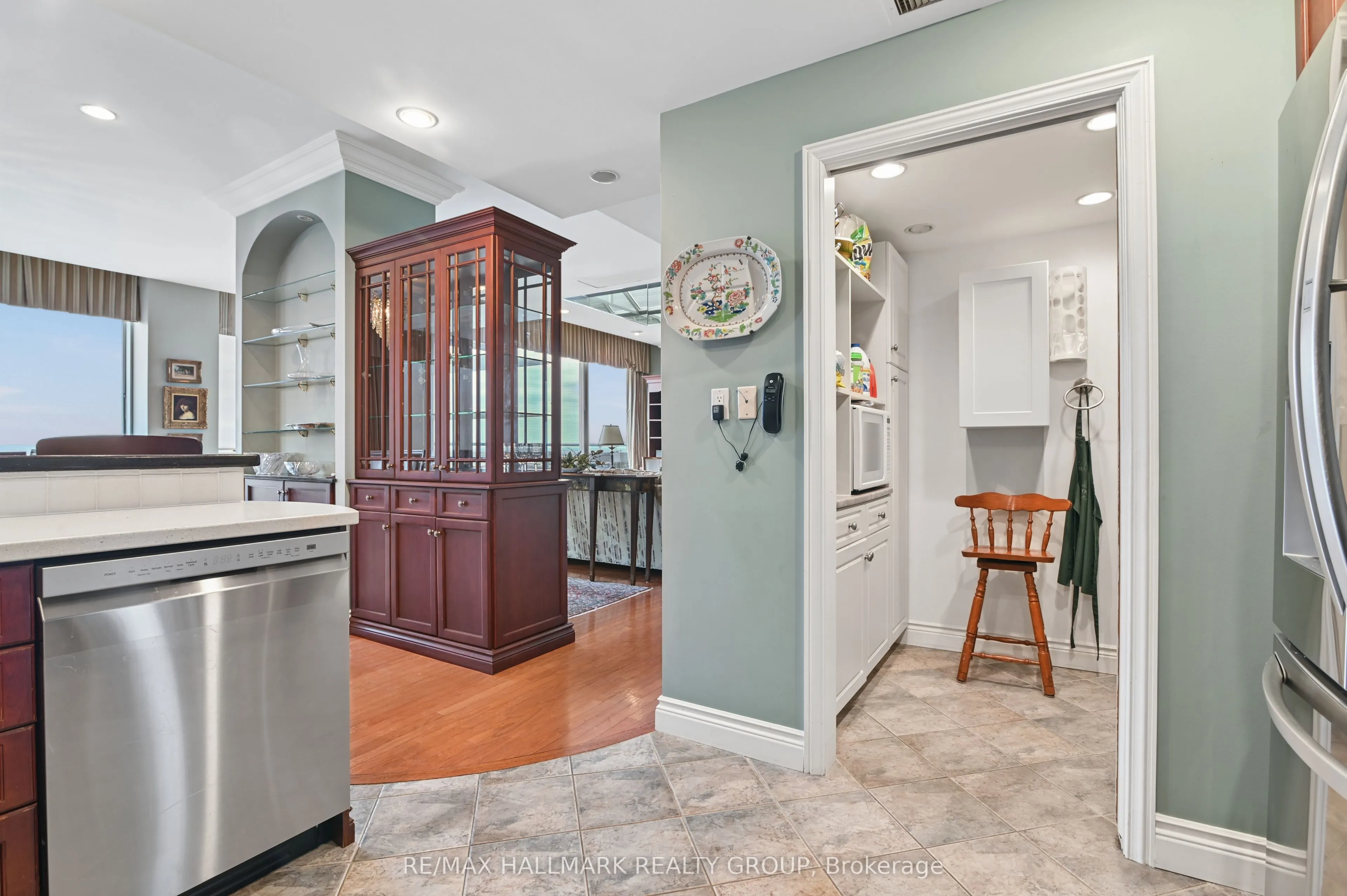160 George Street #2503