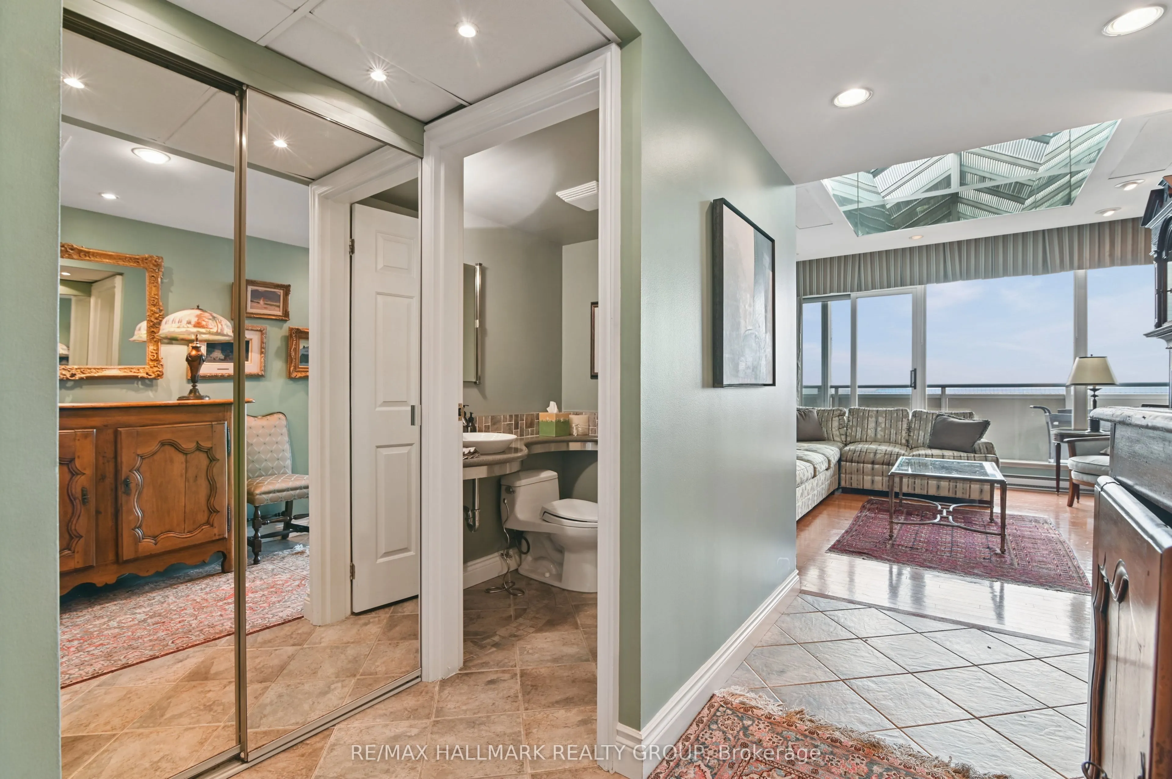 160 George Street #2503