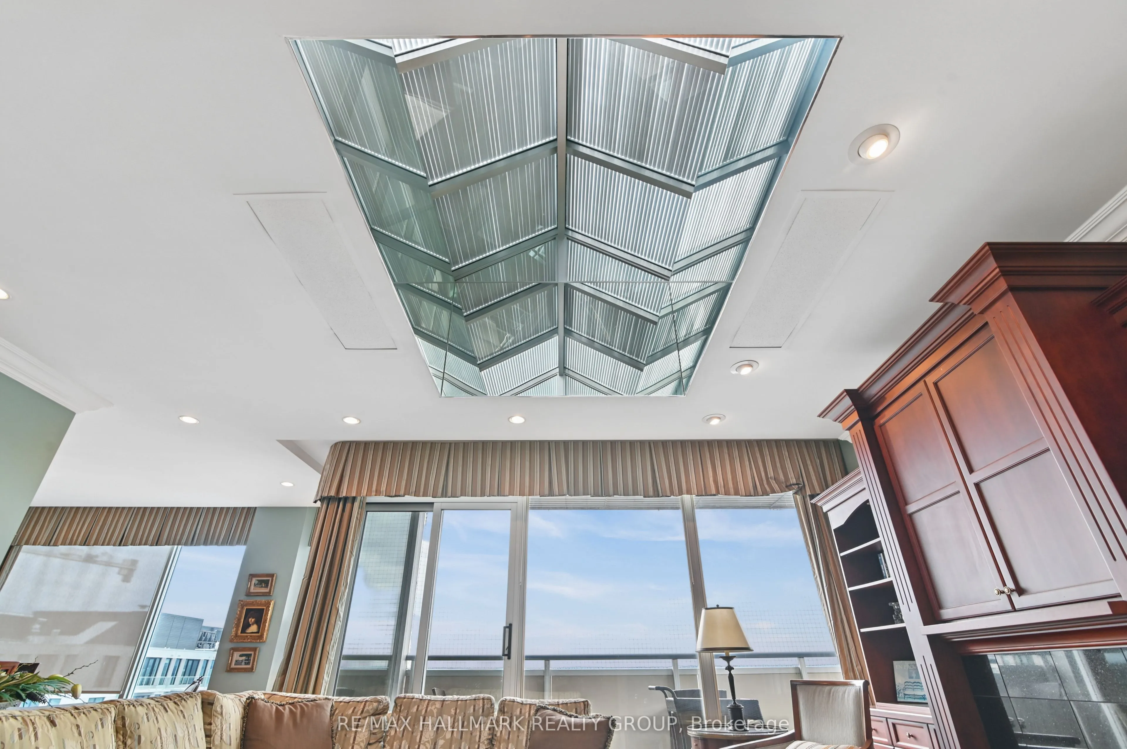 160 George Street #2503