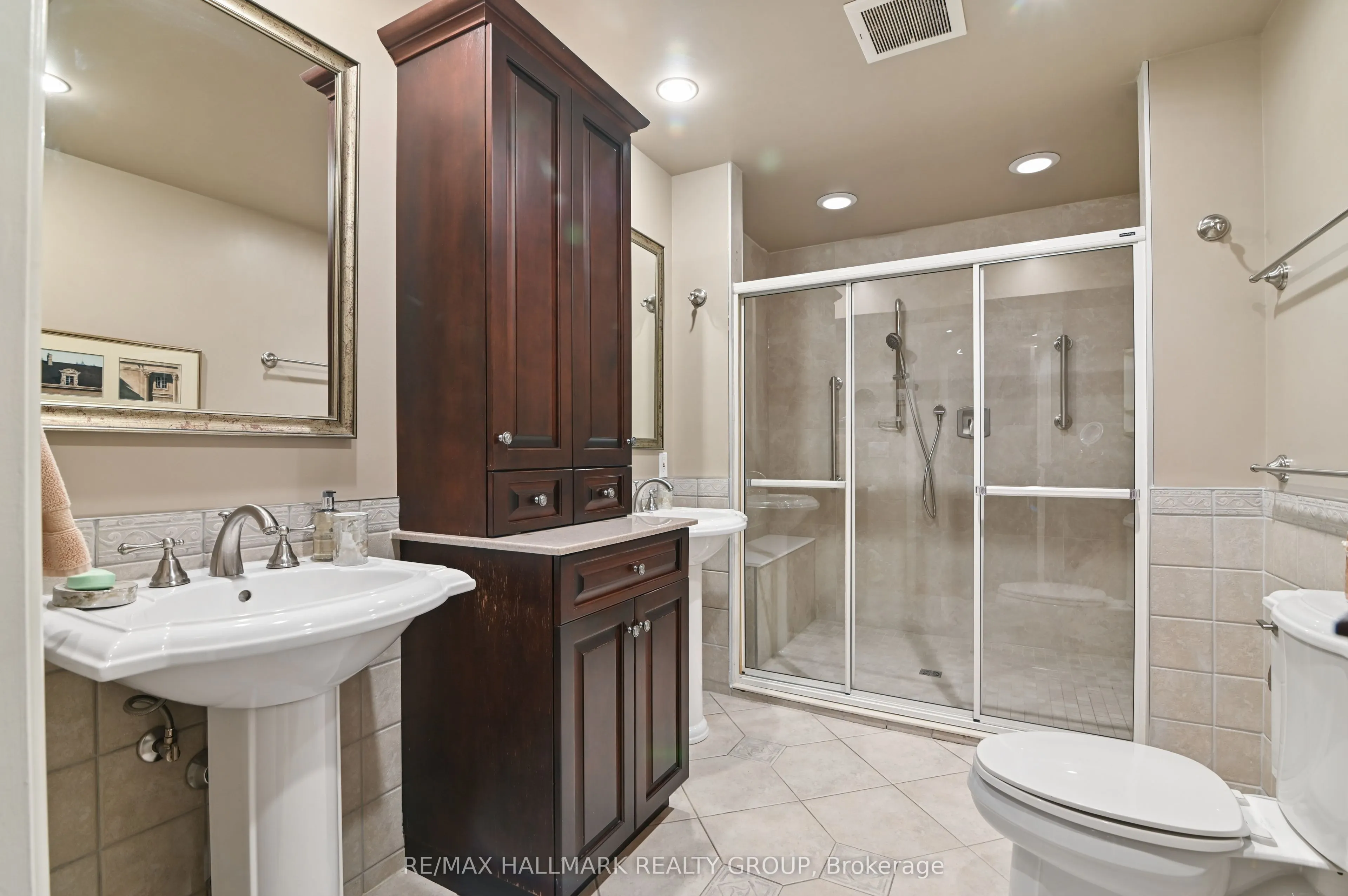 160 George Street #2503
