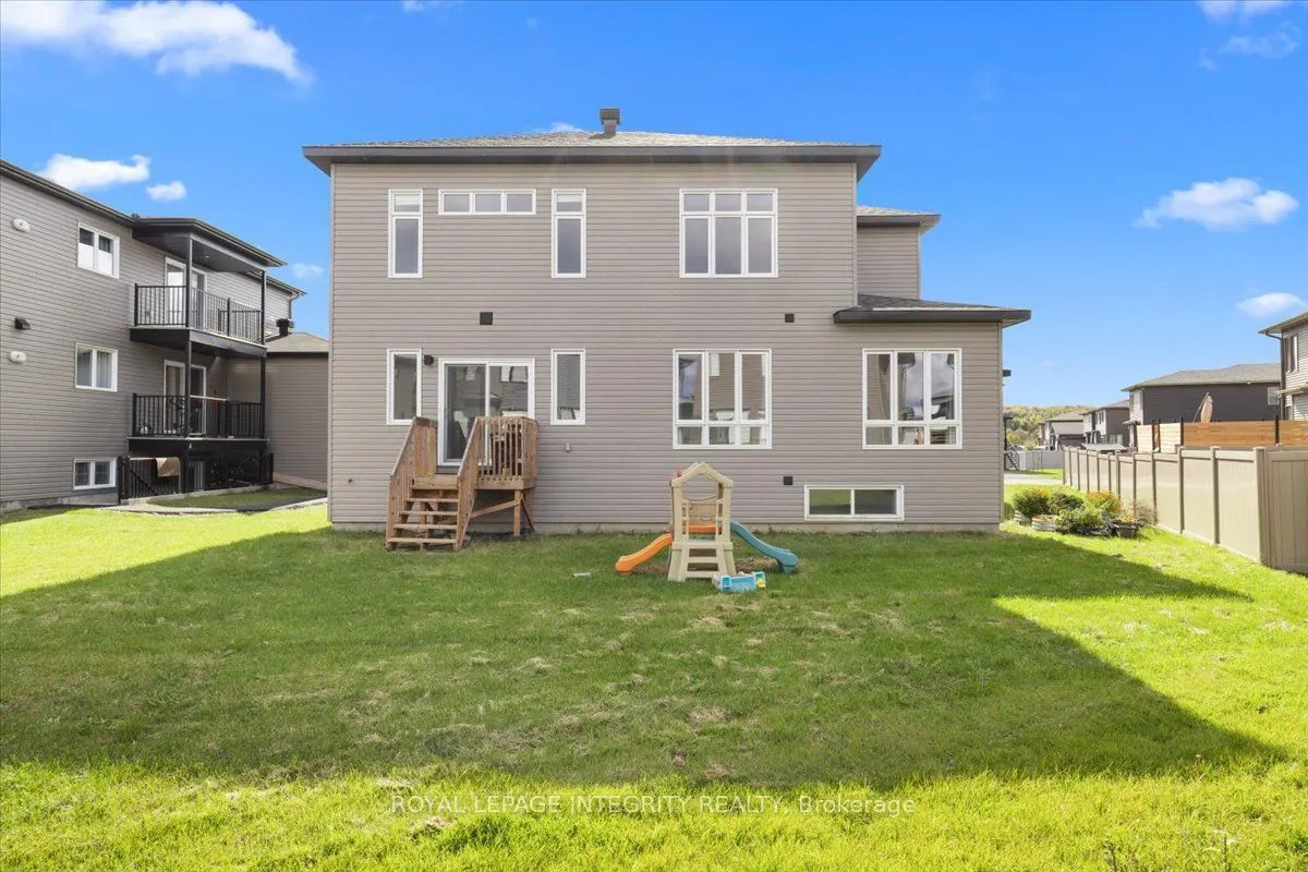 6 Rutile Street