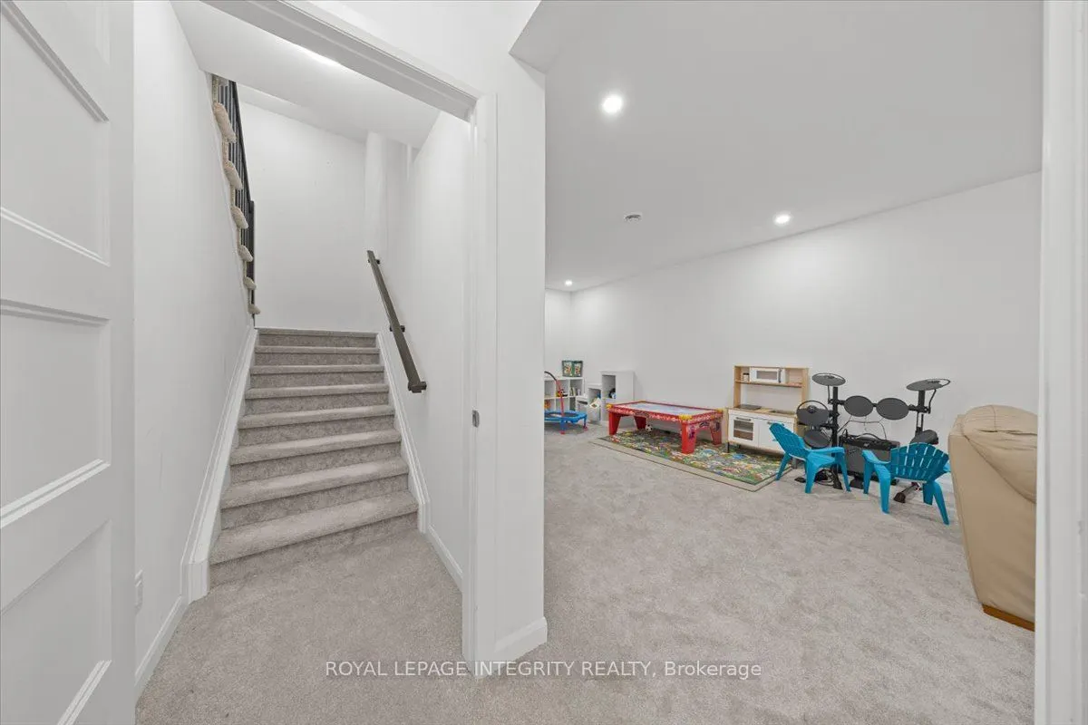 6 Rutile Street