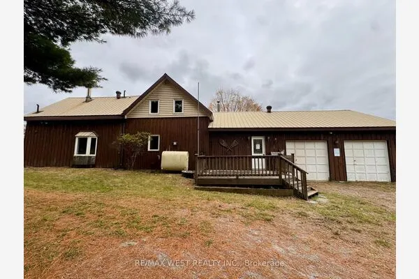 740 Lower Turriff Road