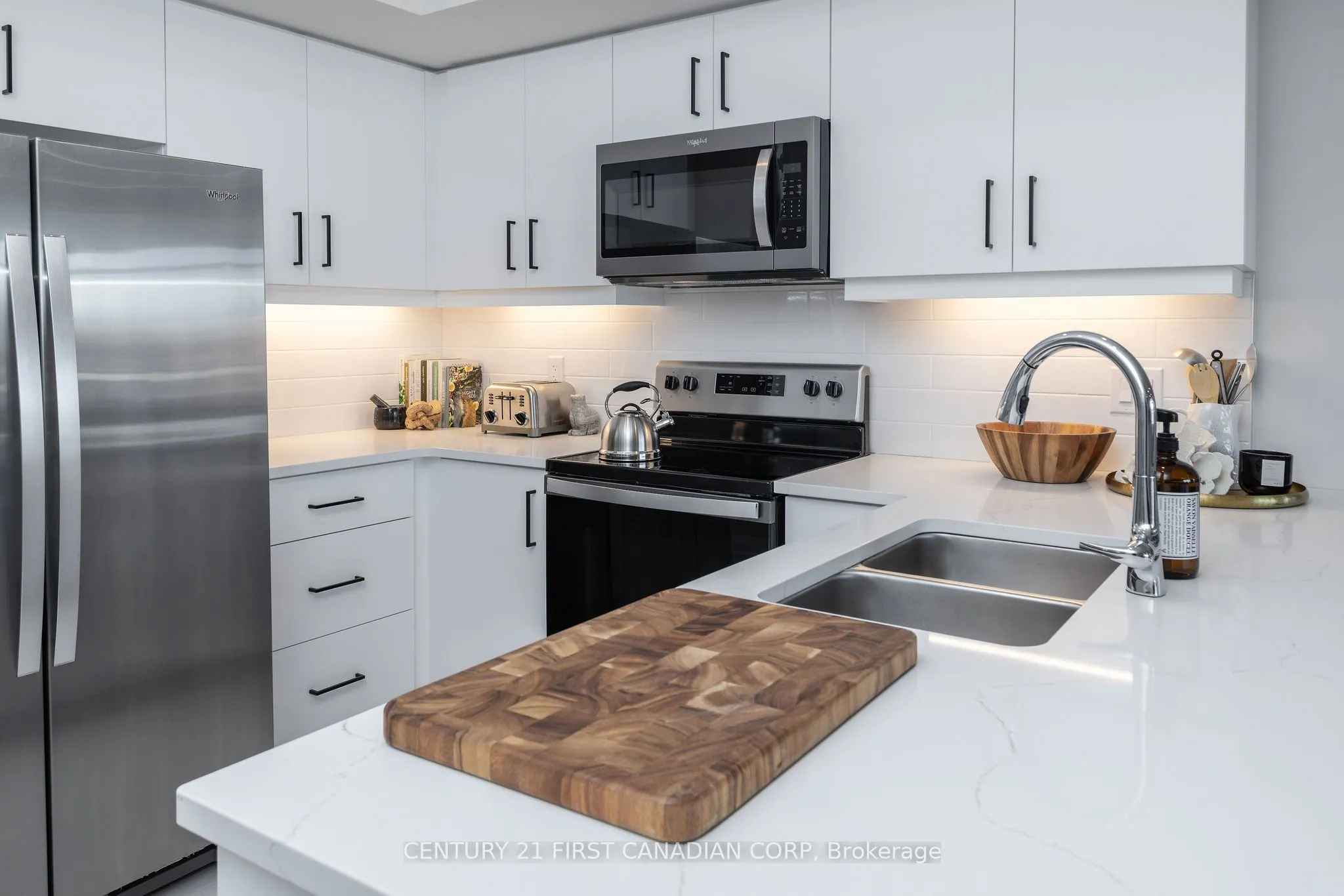 4286 King Street #1204