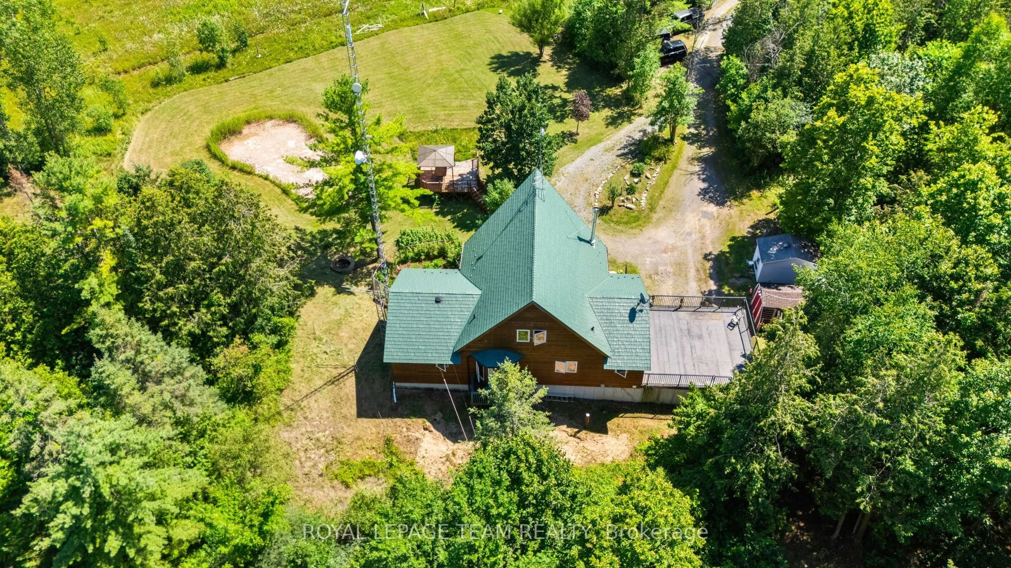 4984 Dunrobin Road