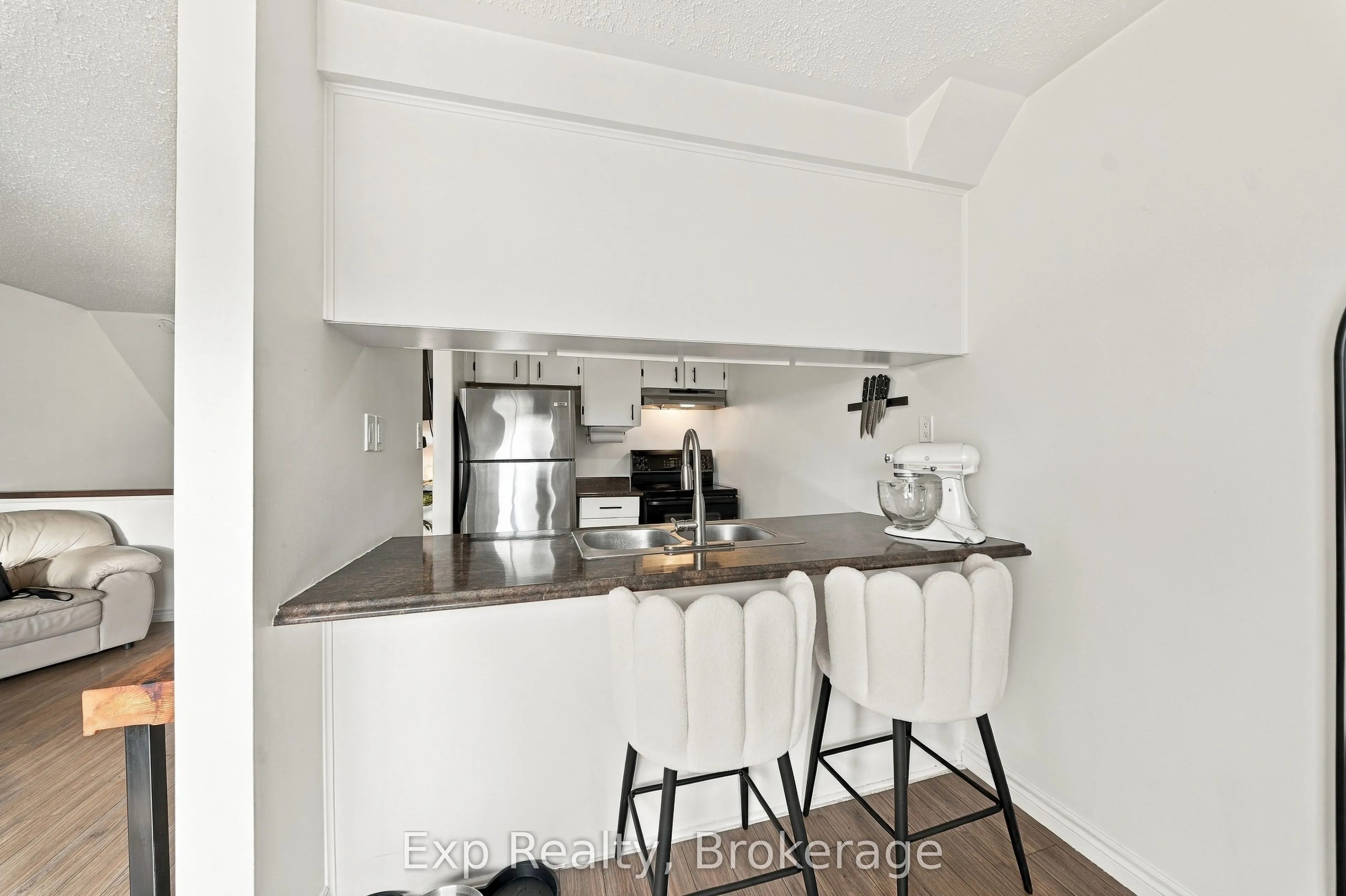 50 Cascade Boulevard #D