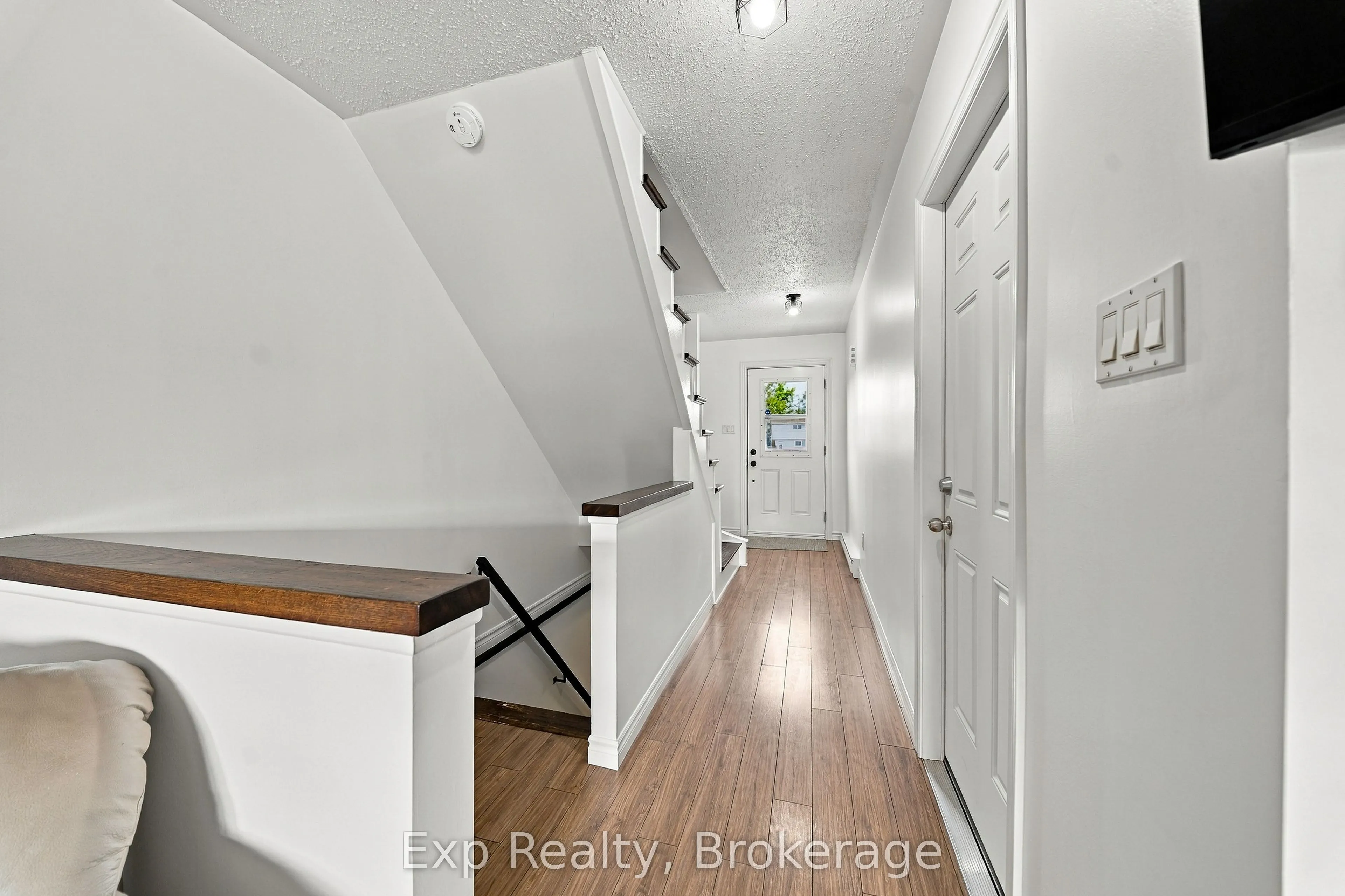 50 Cascade Boulevard #D