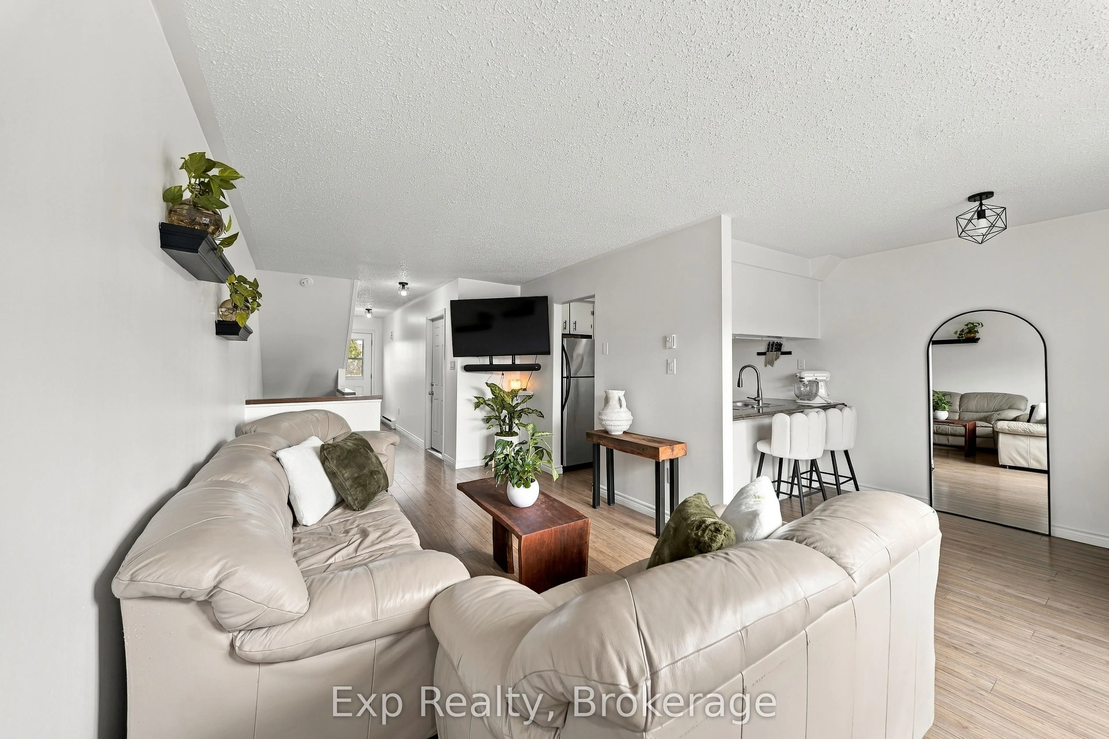 50 Cascade Boulevard #D