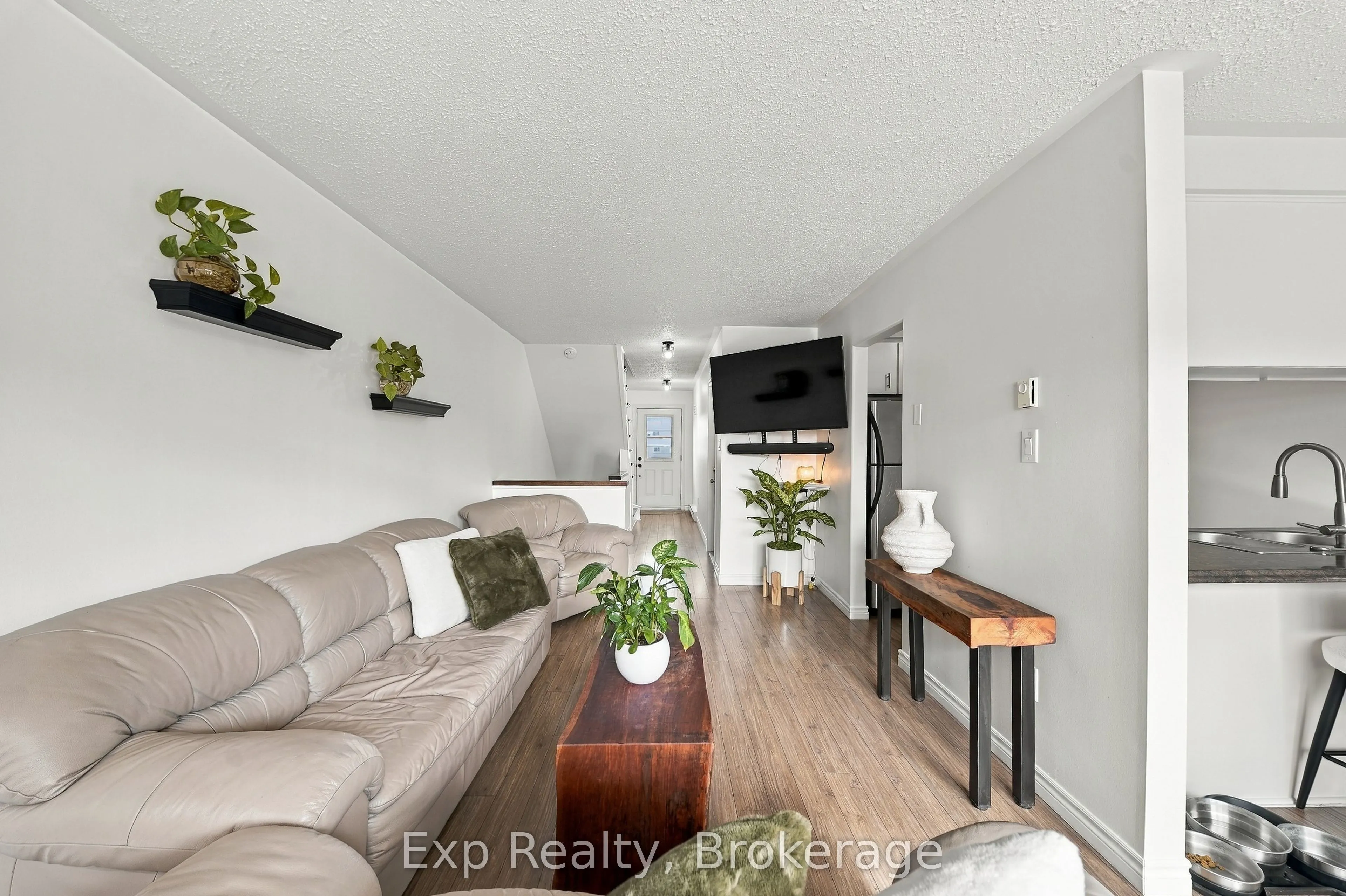 50 Cascade Boulevard #D
