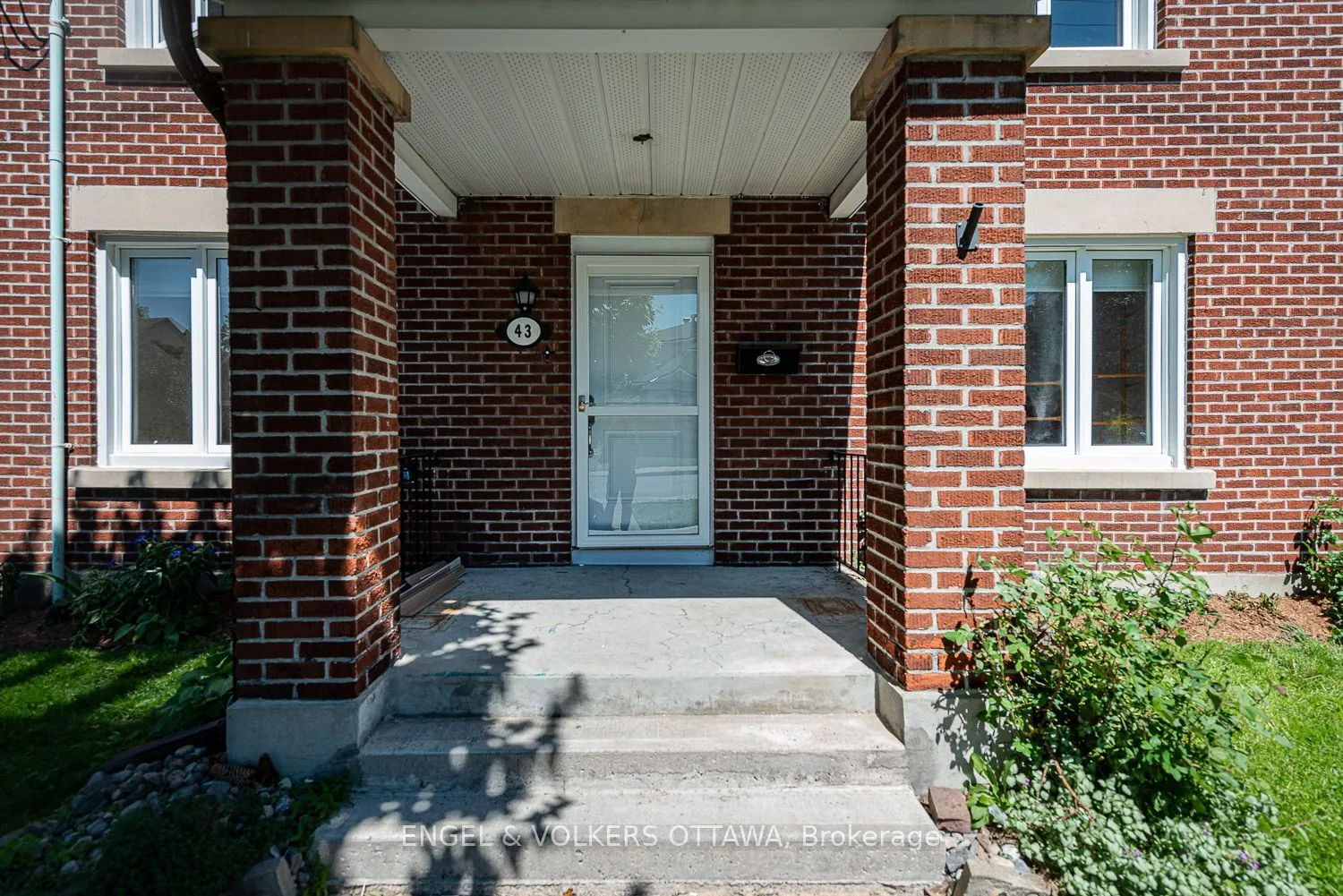 43A Clarendon Avenue