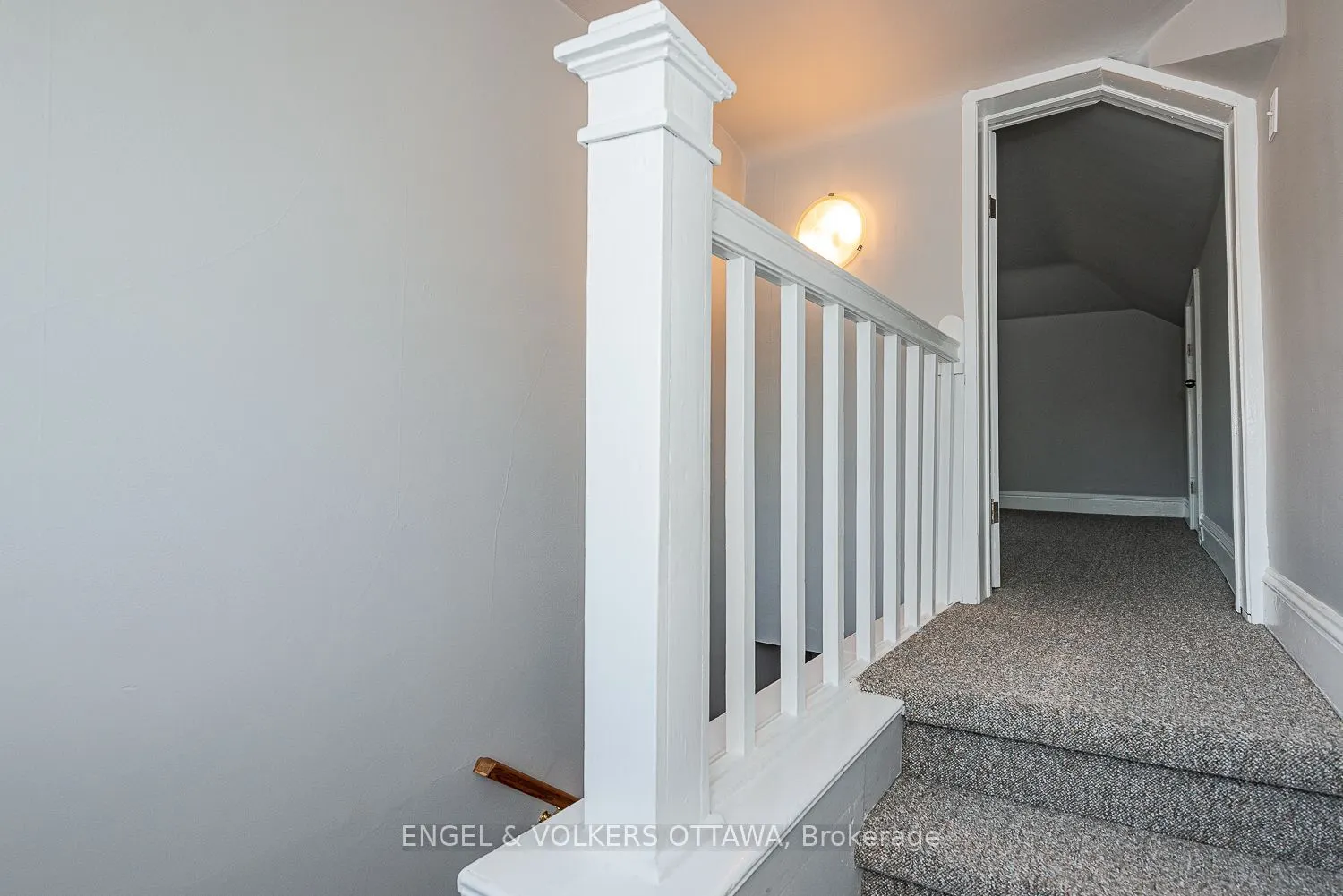 43A Clarendon Avenue