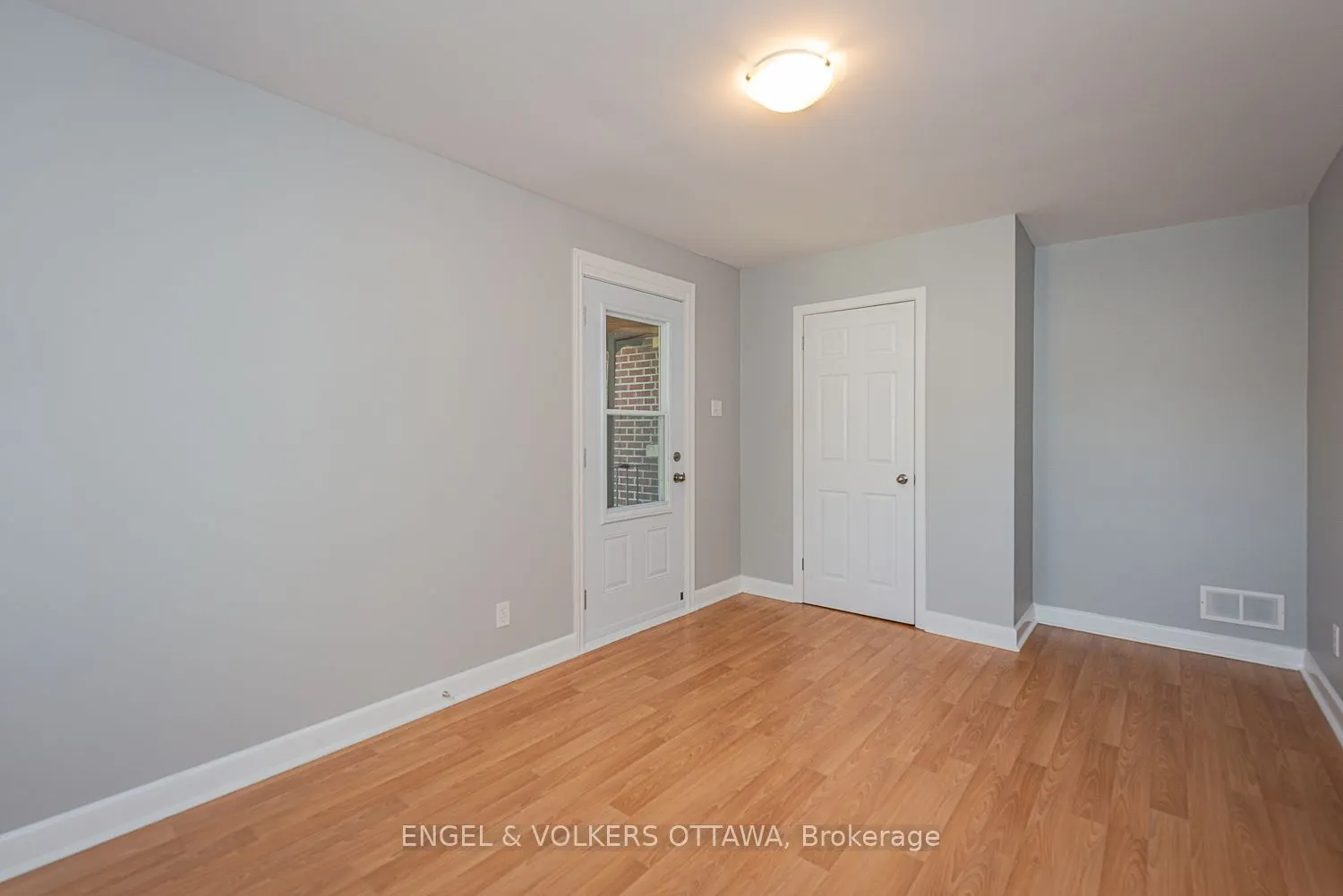 43A Clarendon Avenue