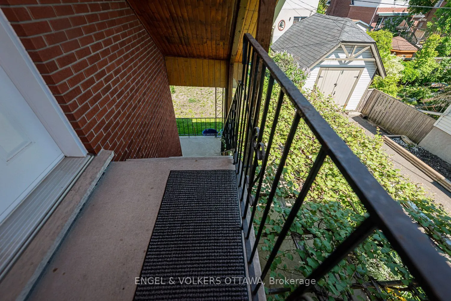 43A Clarendon Avenue