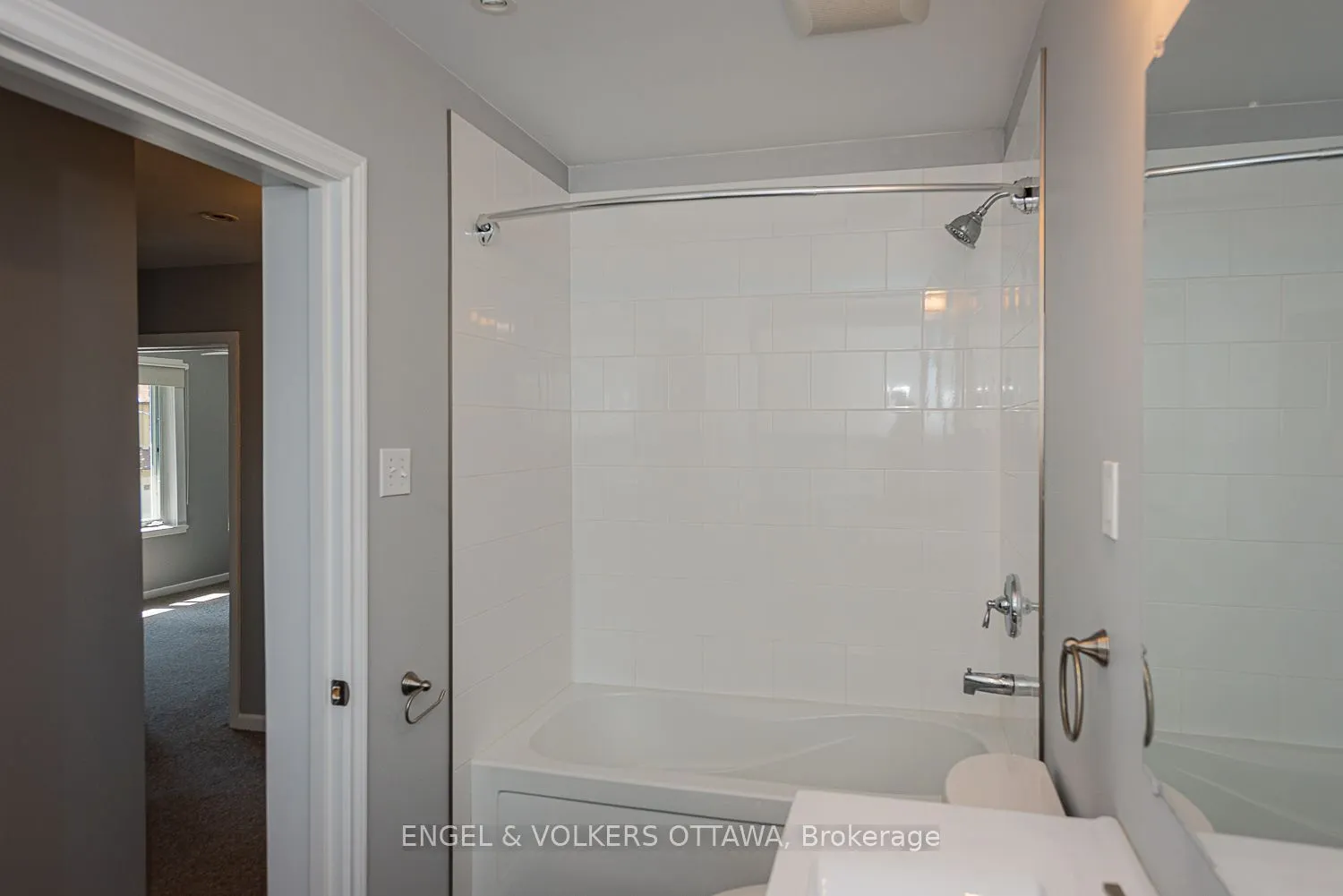43A Clarendon Avenue