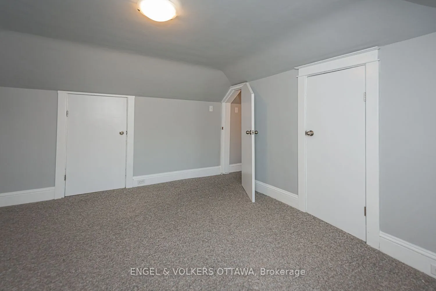 43A Clarendon Avenue