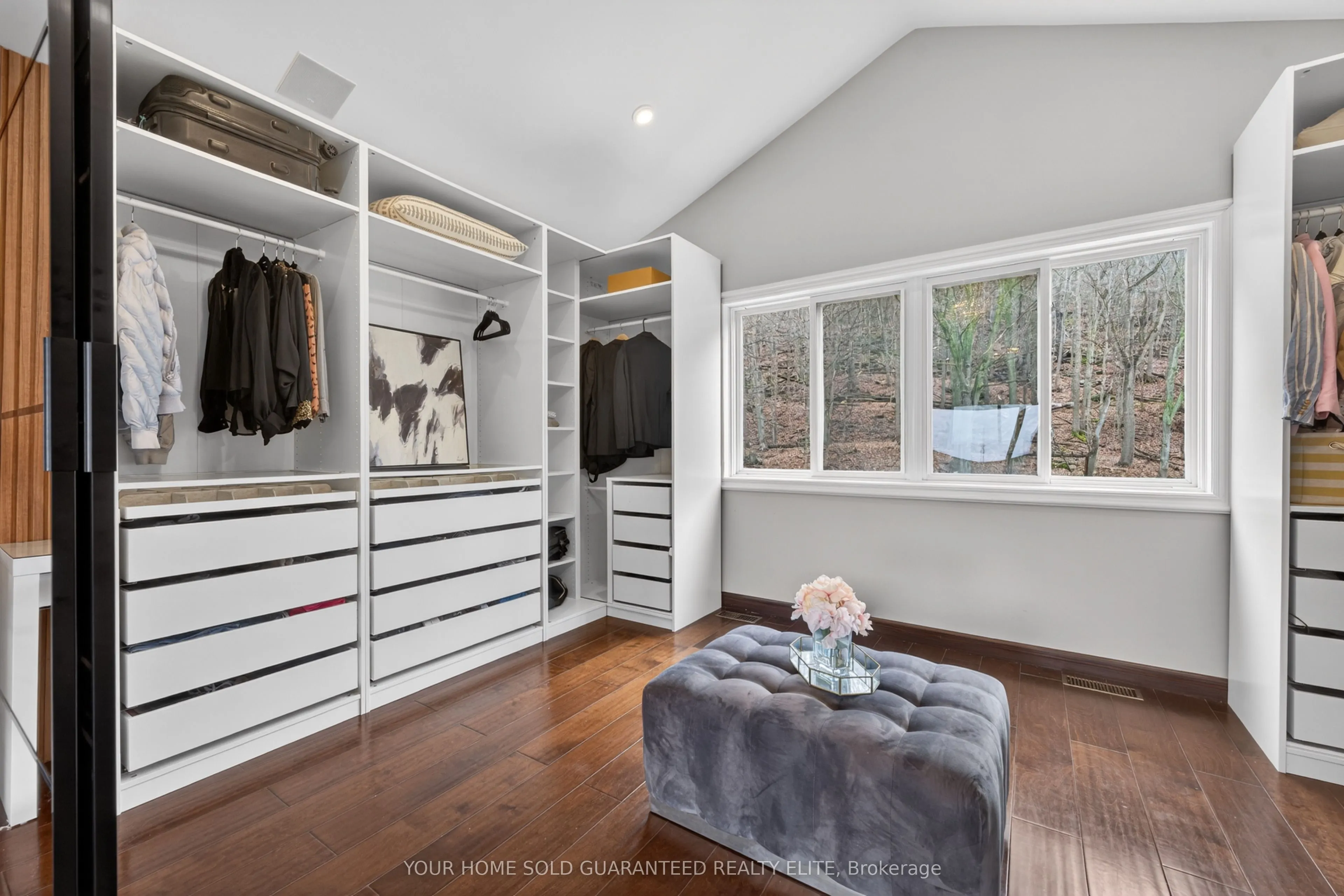 237B Main Street W