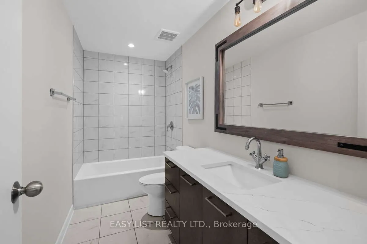 775 Carnelian Crescent