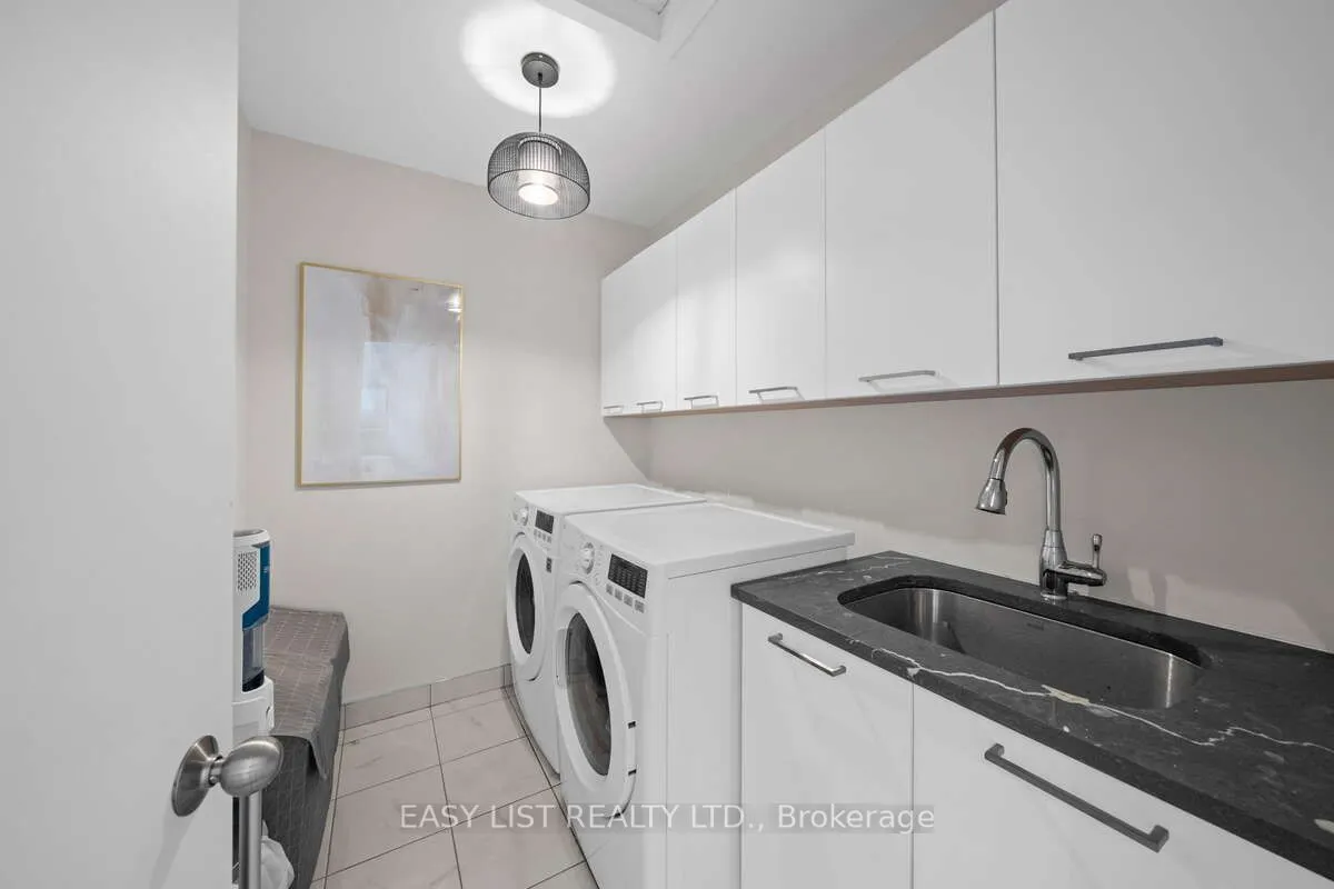 775 Carnelian Crescent