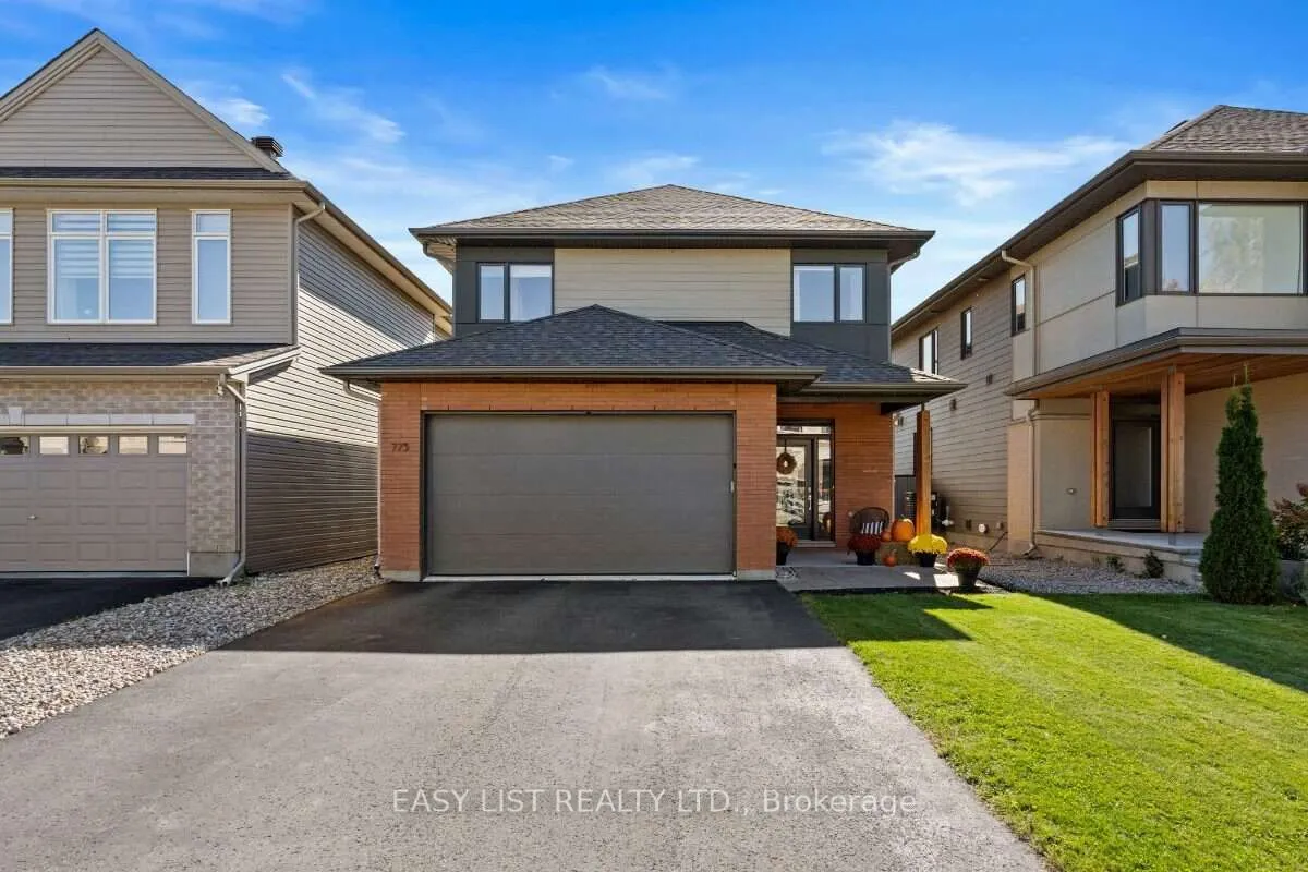 775 Carnelian Crescent