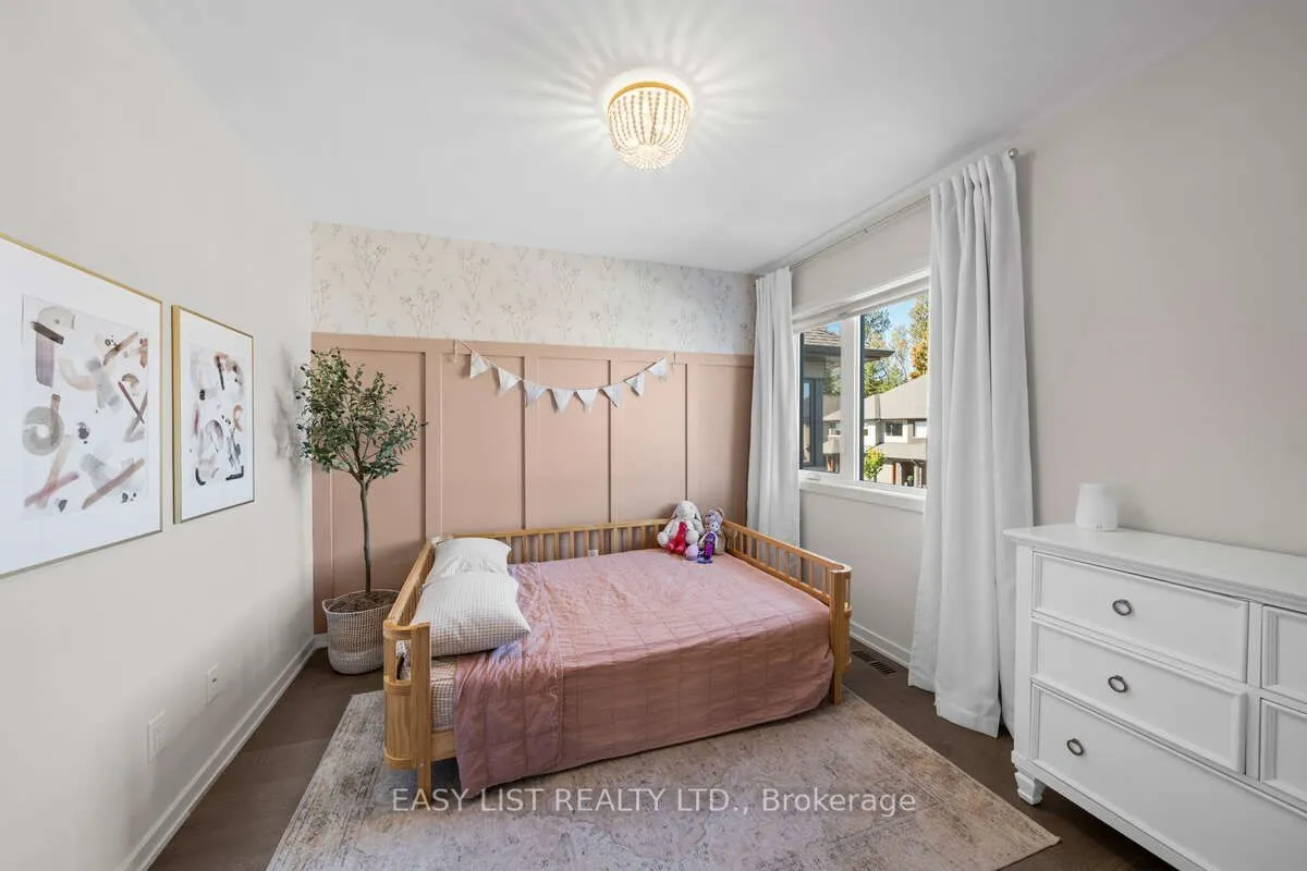 775 Carnelian Crescent