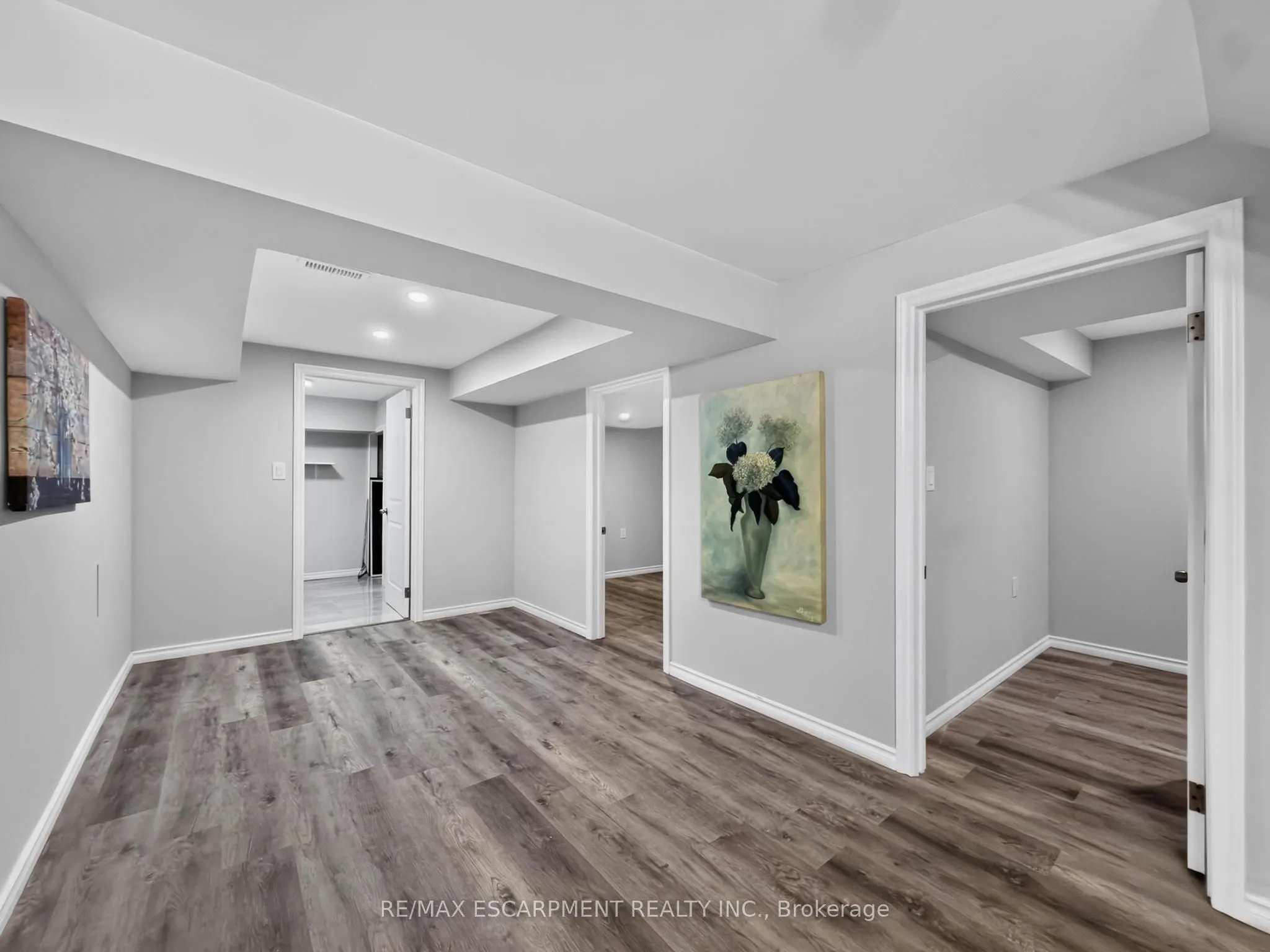 12 Sundrop Court