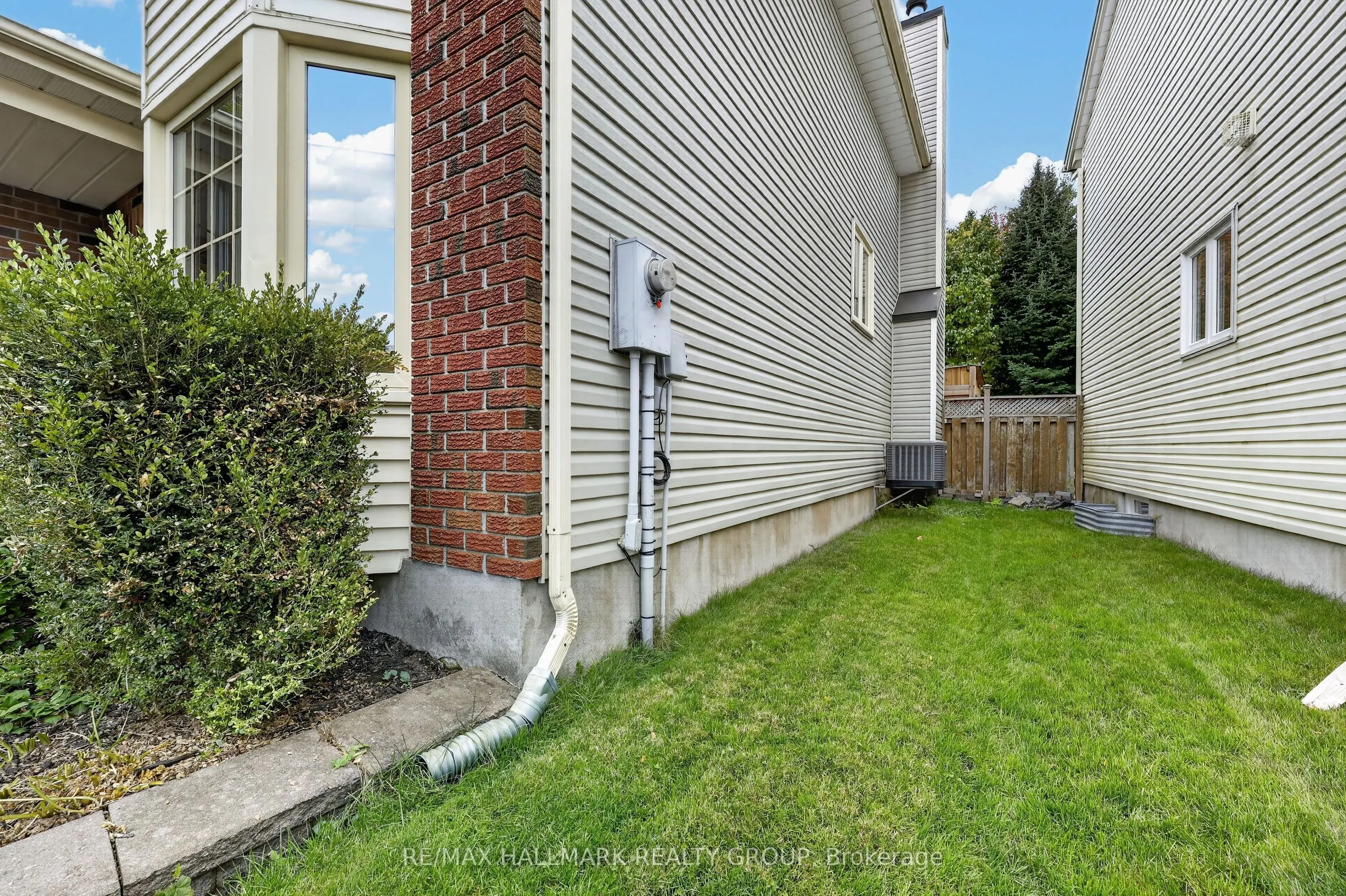 684 Mathieu Way