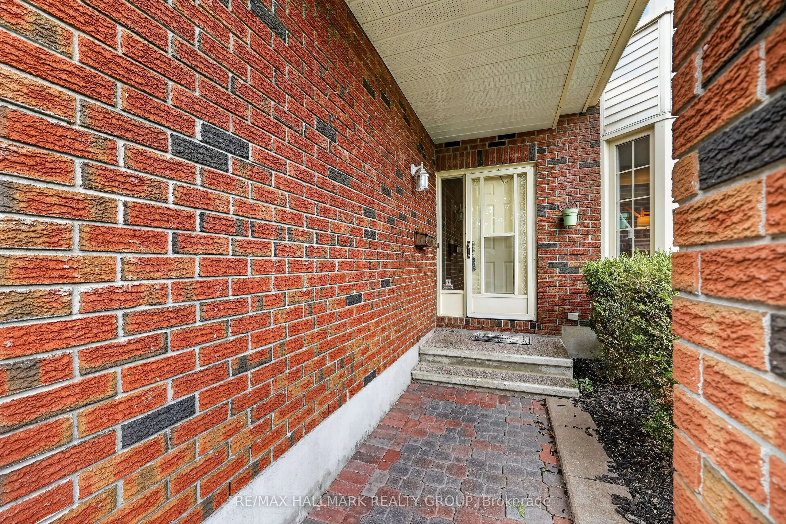684 Mathieu Way
