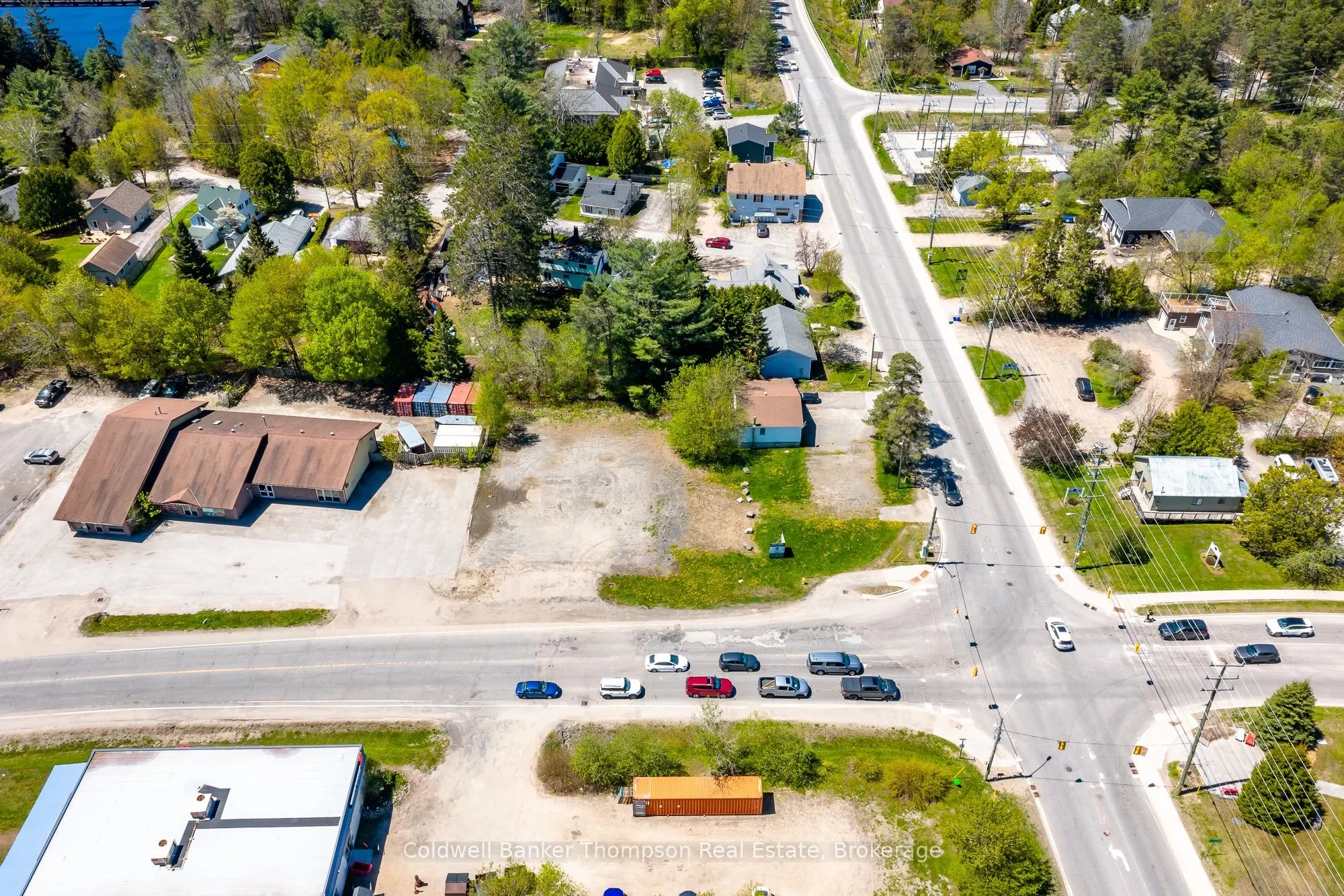 81 Centre St N & 85 West Road