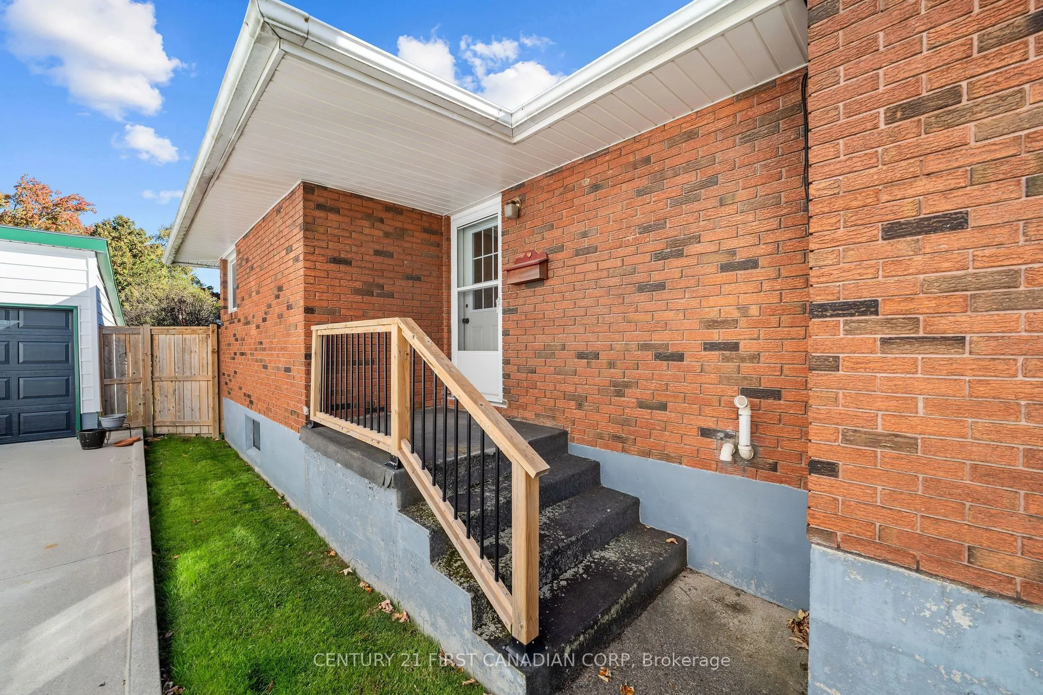 180 Forest Avenue